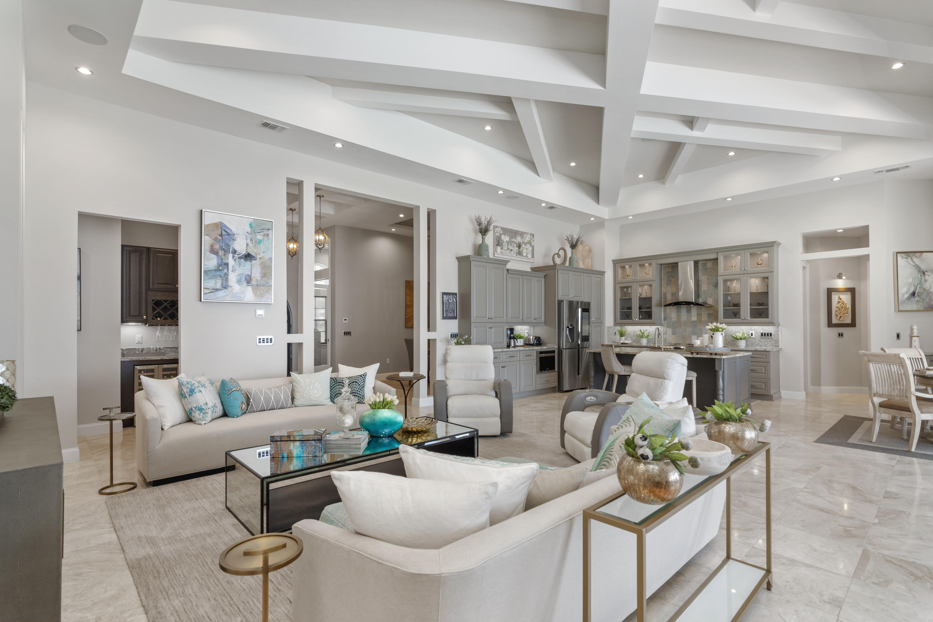 DANA & DOLPHIN POINT - Residential
