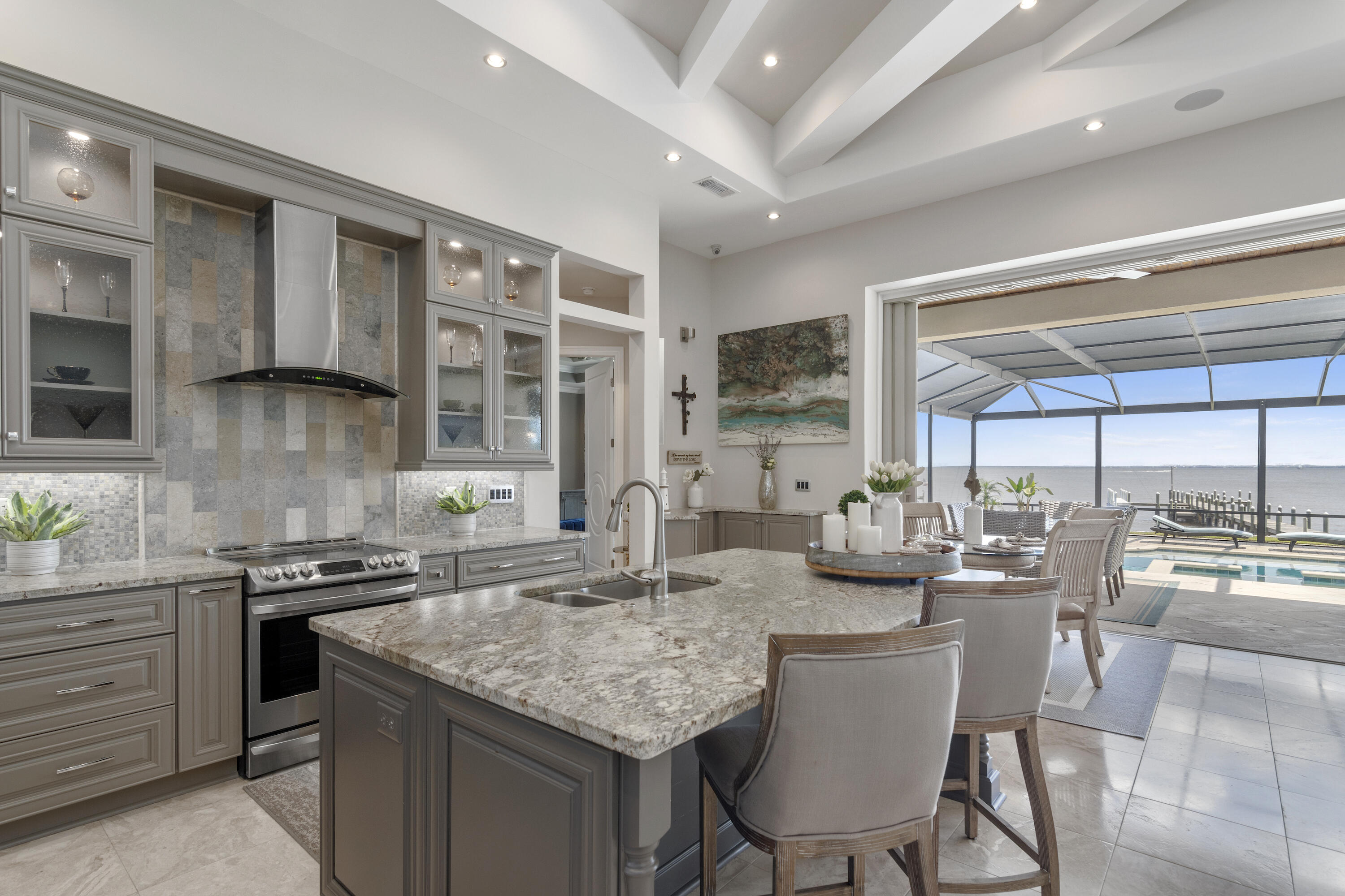 DANA & DOLPHIN POINT - Residential