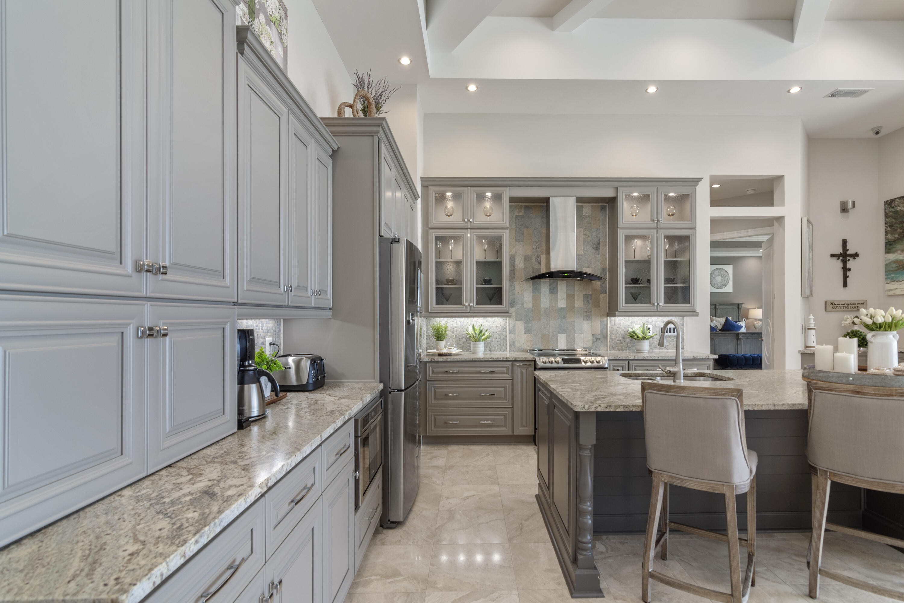 DANA & DOLPHIN POINT - Residential