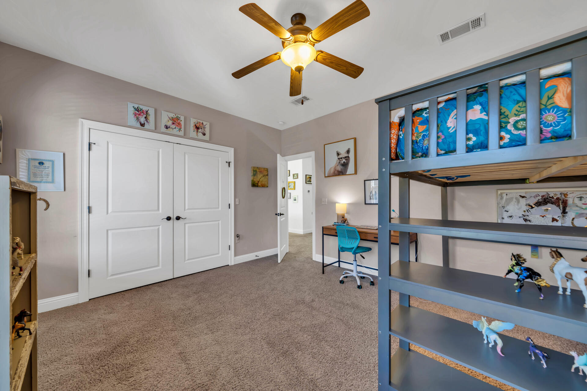 HAWK'S LANDING - Residential