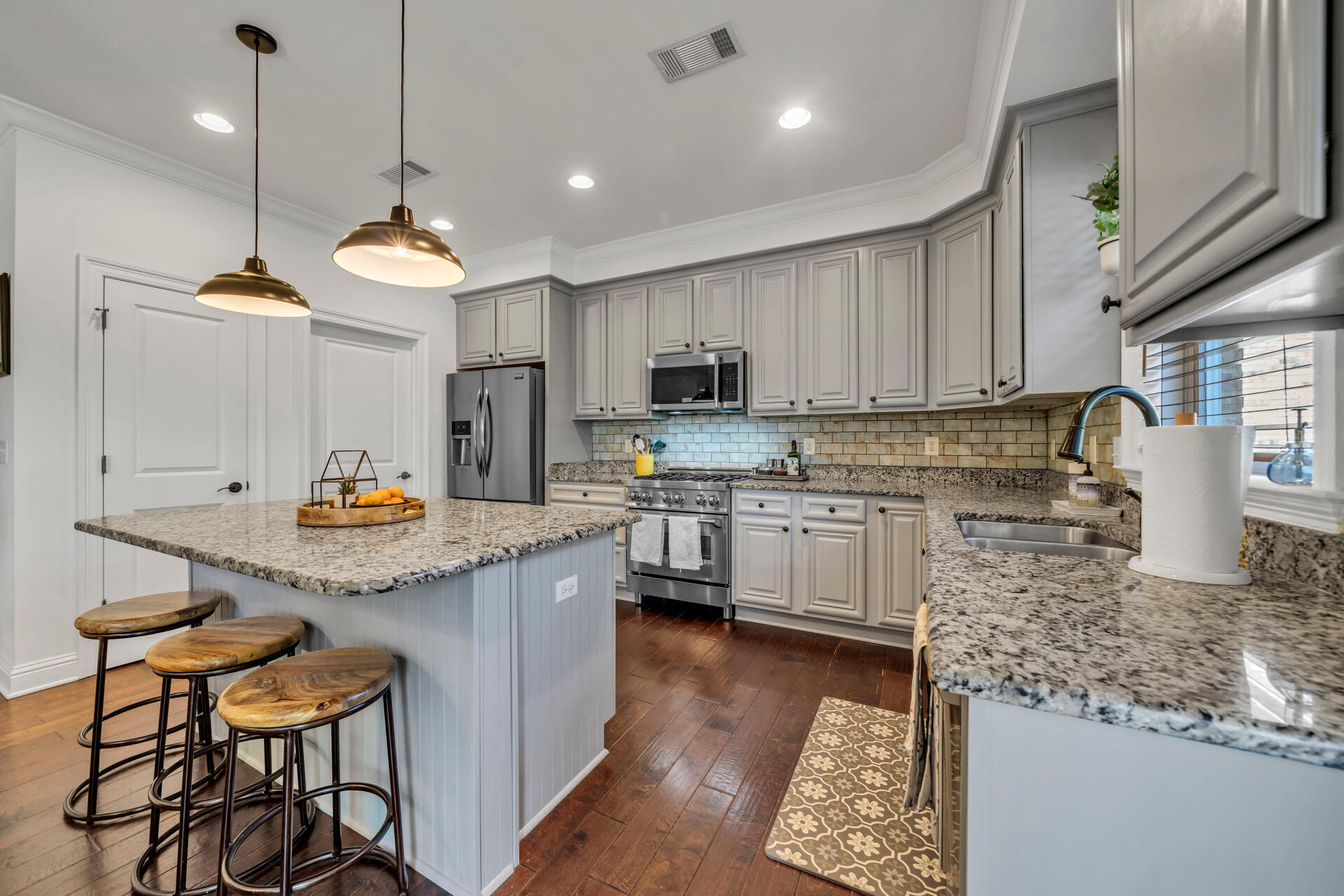 HAWK'S LANDING - Residential