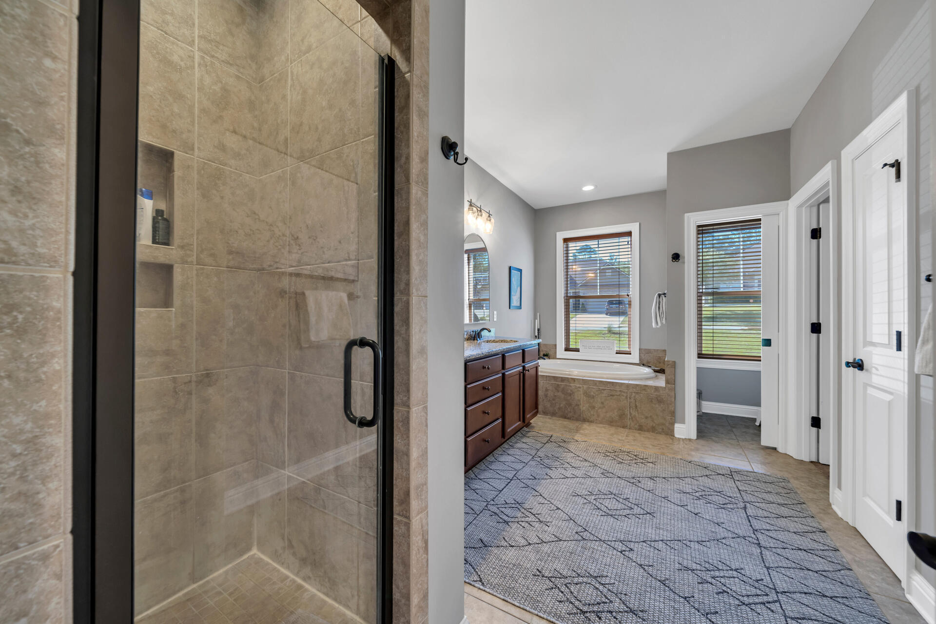 HAWK'S LANDING - Residential