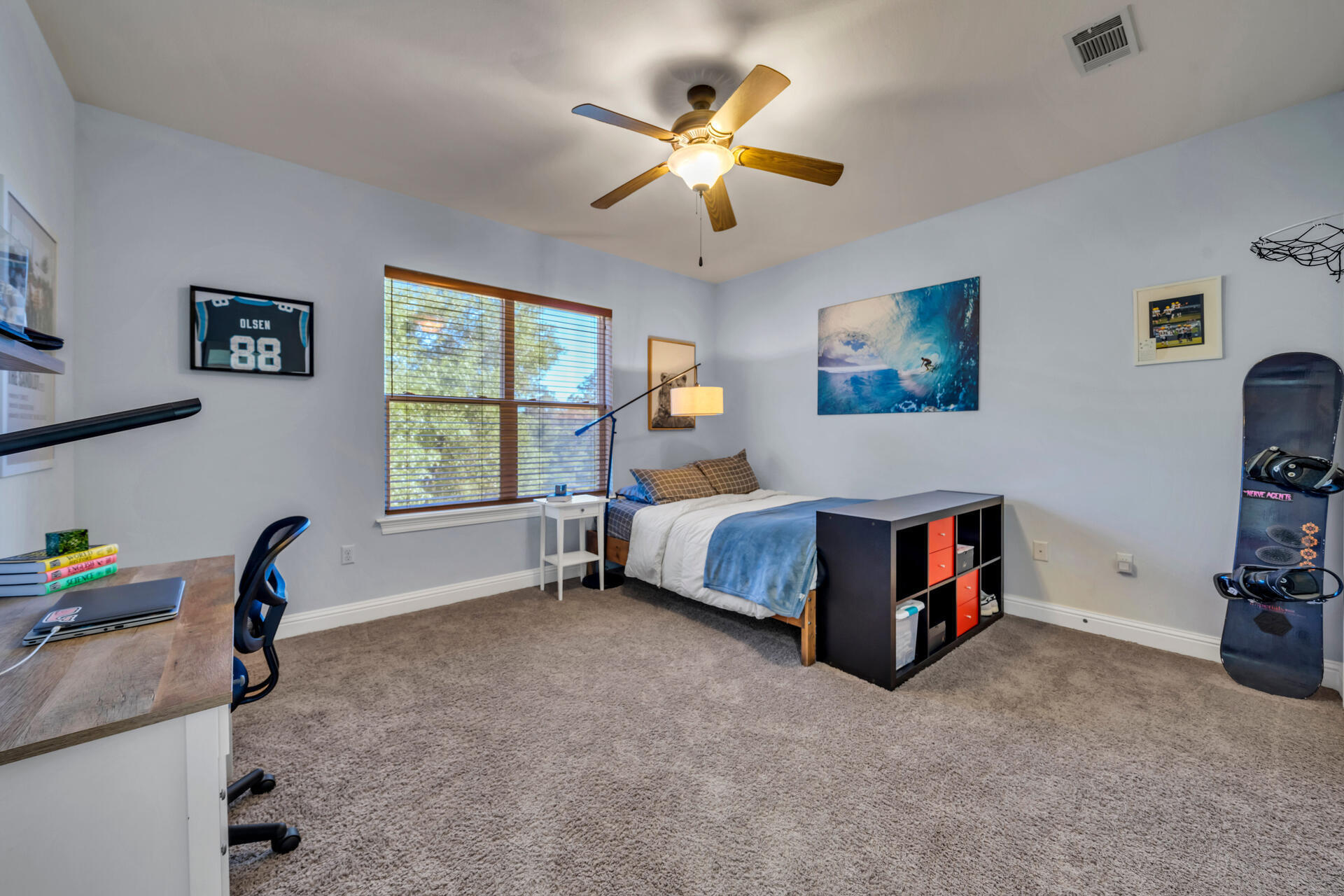 HAWK'S LANDING - Residential