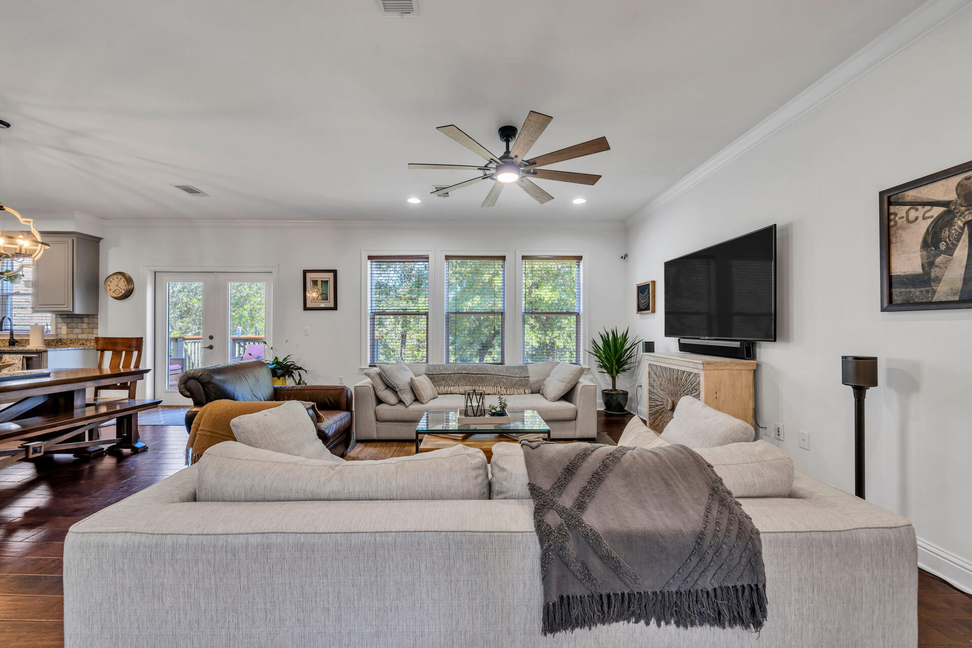 HAWK'S LANDING - Residential