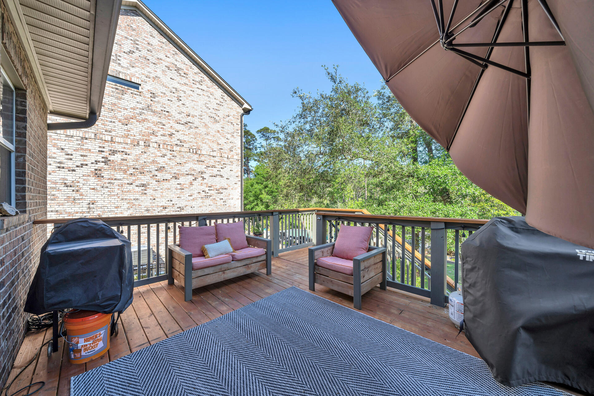 HAWK'S LANDING - Residential