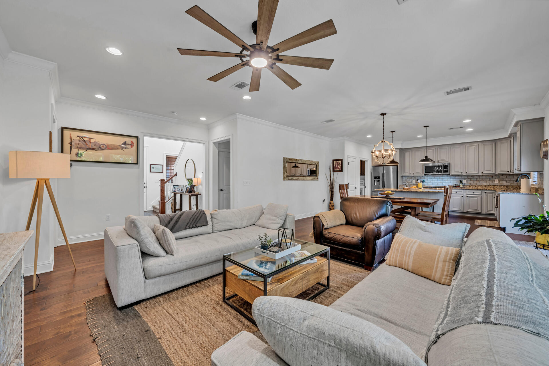 HAWK'S LANDING - Residential