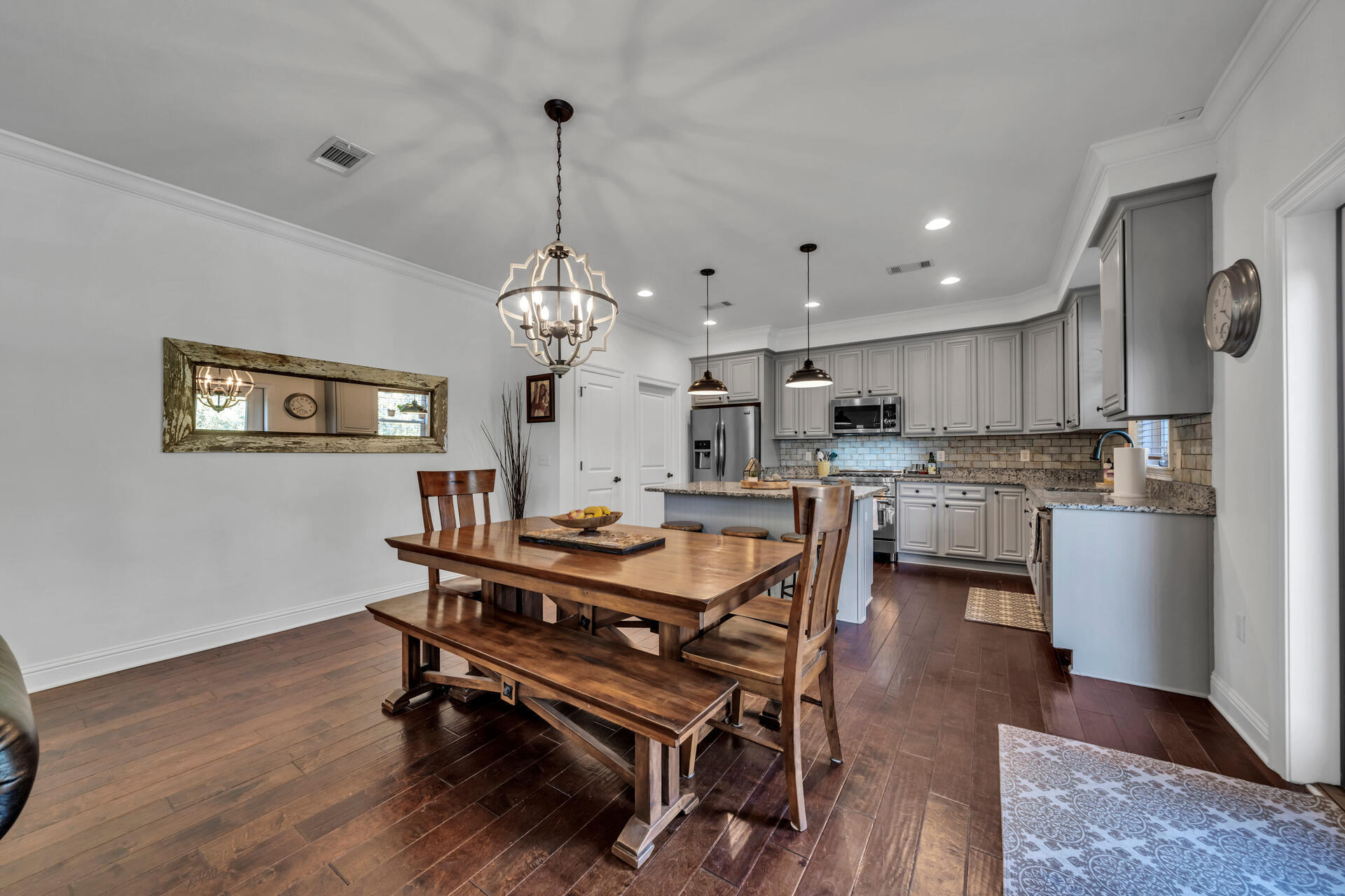 HAWK'S LANDING - Residential