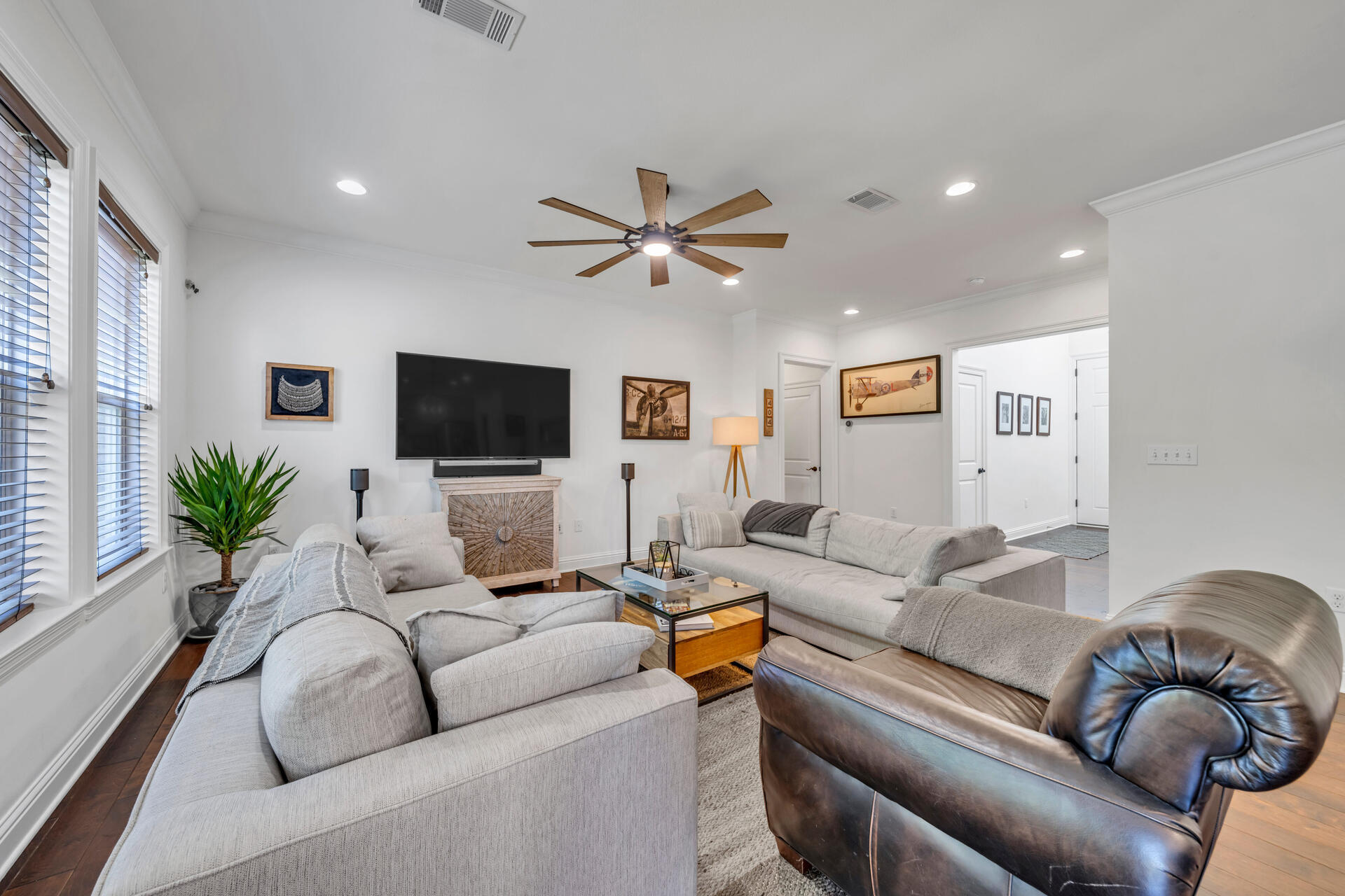 HAWK'S LANDING - Residential