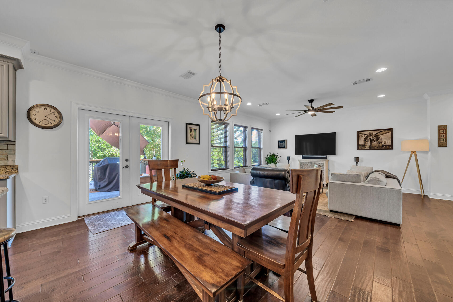 HAWK'S LANDING - Residential