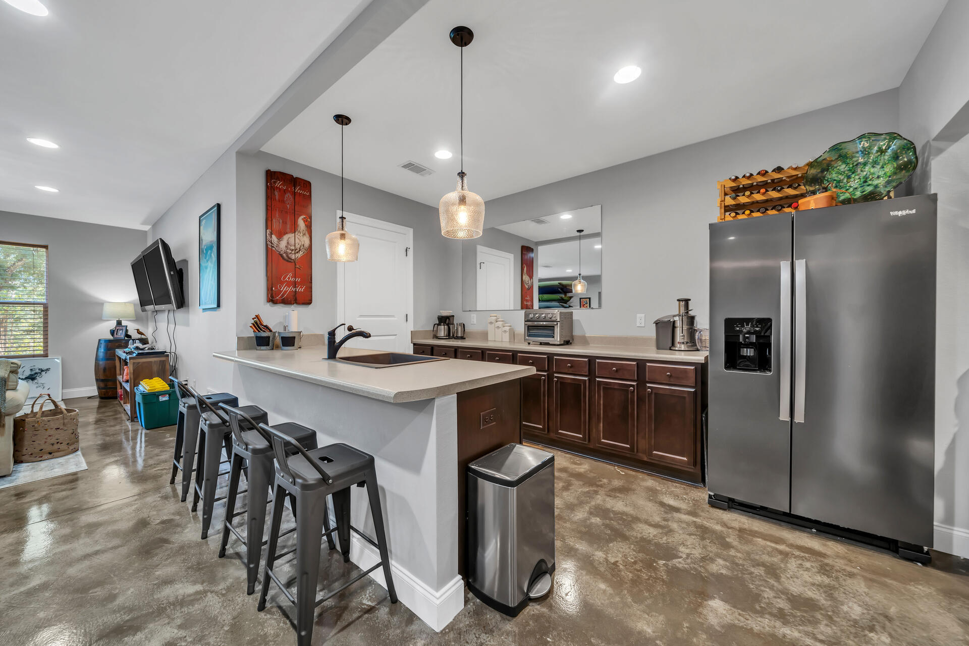 HAWK'S LANDING - Residential