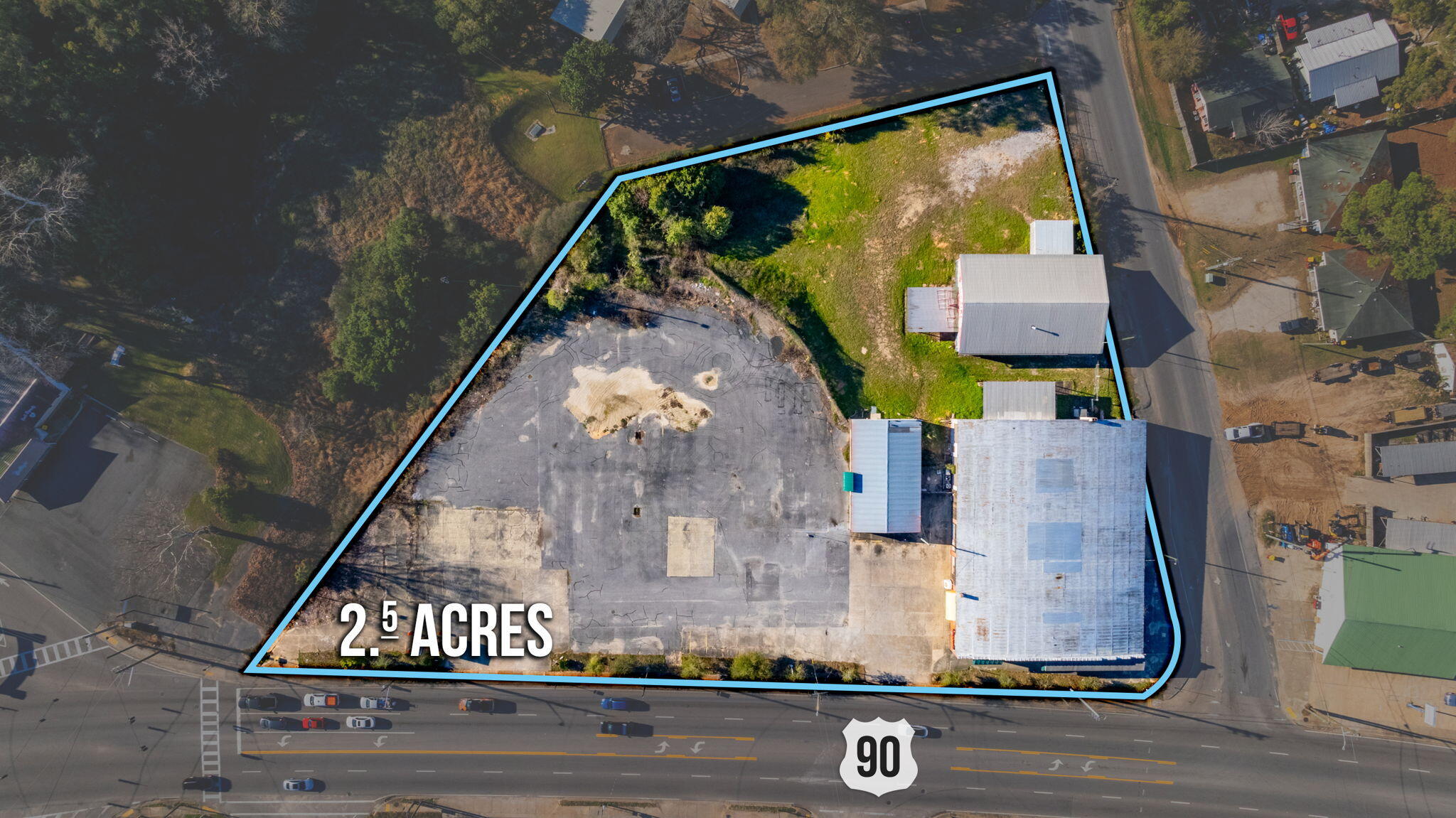 Main image without alt text