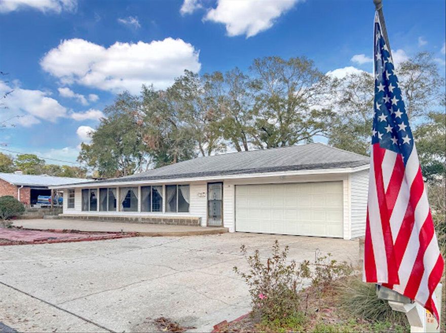 *Seller offering $5,000 for closing cost assistance/rate buy down points* Super charming home in Valparaiso! Located near the Eglin AFB (east gate). Hardwood floors throughout most of the home, 4 bed/3 bath, PLUS a bonus/flex room perfect for an office or even a nursery for a growing family. Plenty of kitchen space to create the kitchen of your dreams! Nice, large laundry room. Oversized closets in bedrooms. Large backyard with storage shed, low maintenance front yard. Tons of potential for this adorable home! Conveniently located near restaurants, bank, daycare, elementary and middle school, public boat ramp, and just a couple of blocks to the beautiful Lincoln Park.  Book a showing today! Property being sold AS IS. Buyer to verify all information deemed important to them.