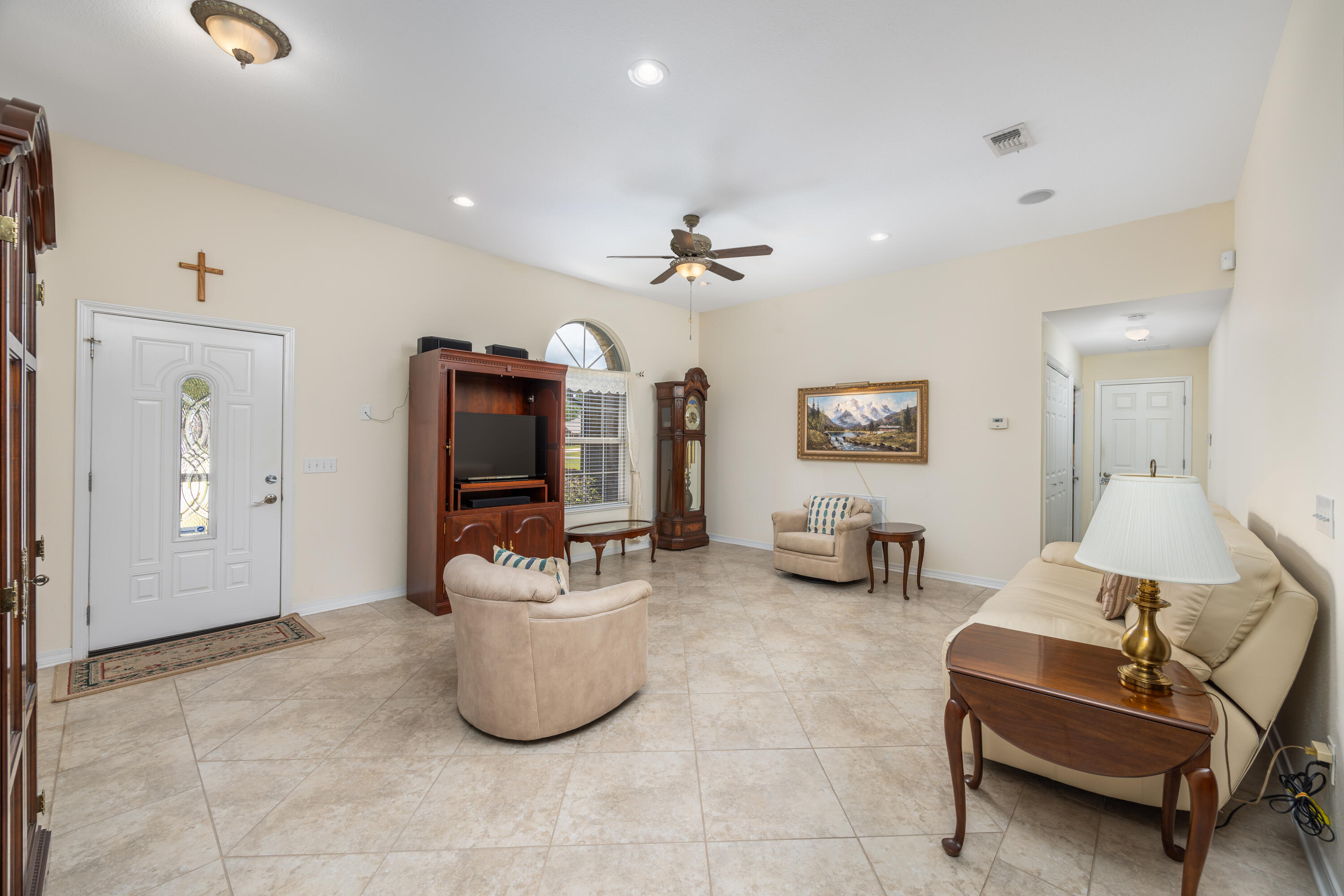 HOLLEY BY THE SEA - Residential