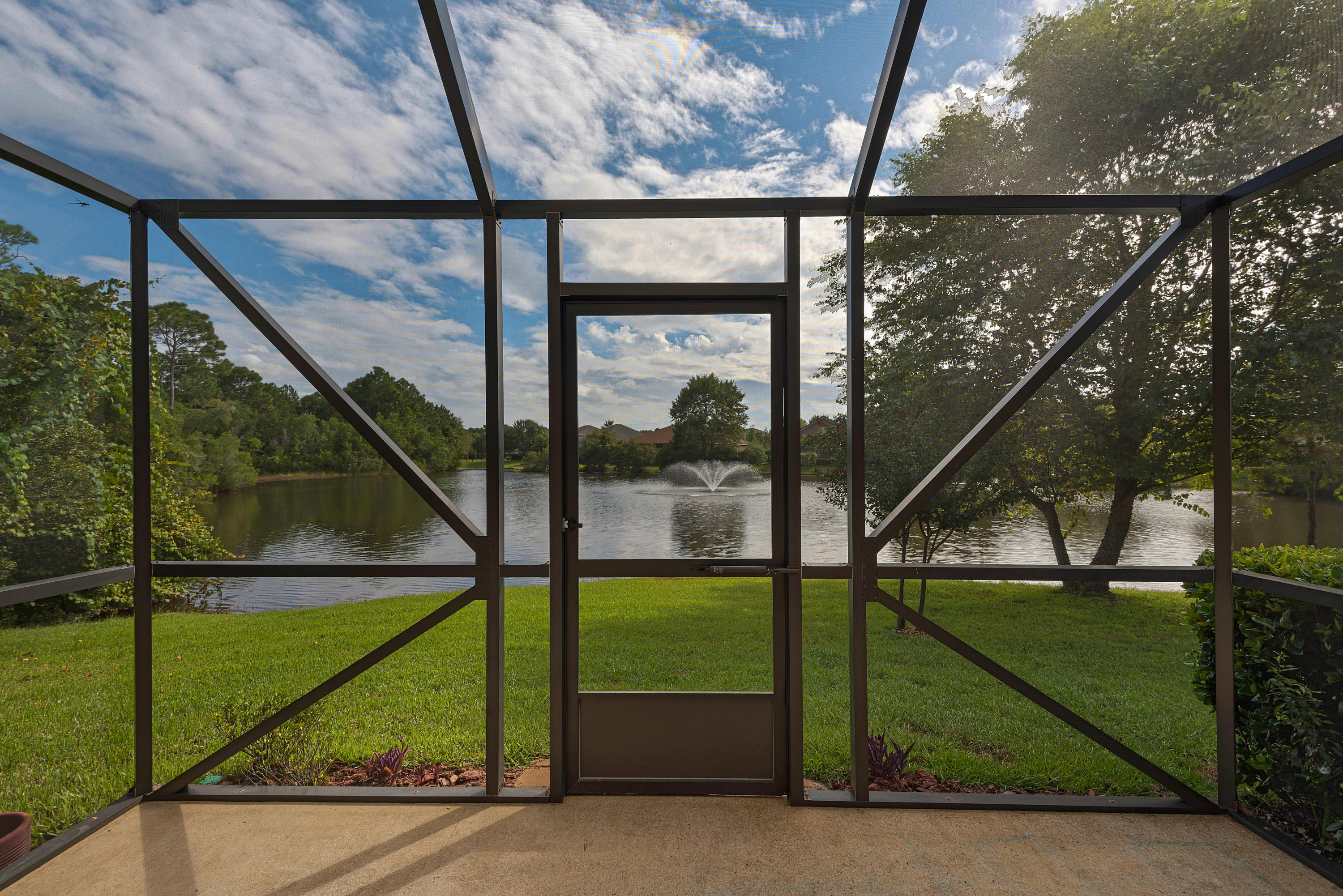 EMERALD LAKES PH 3 - Residential