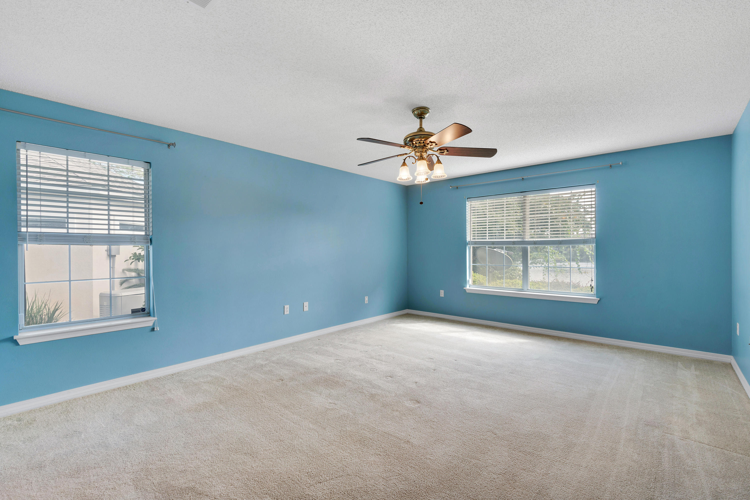 EMERALD LAKES PH 3 - Residential