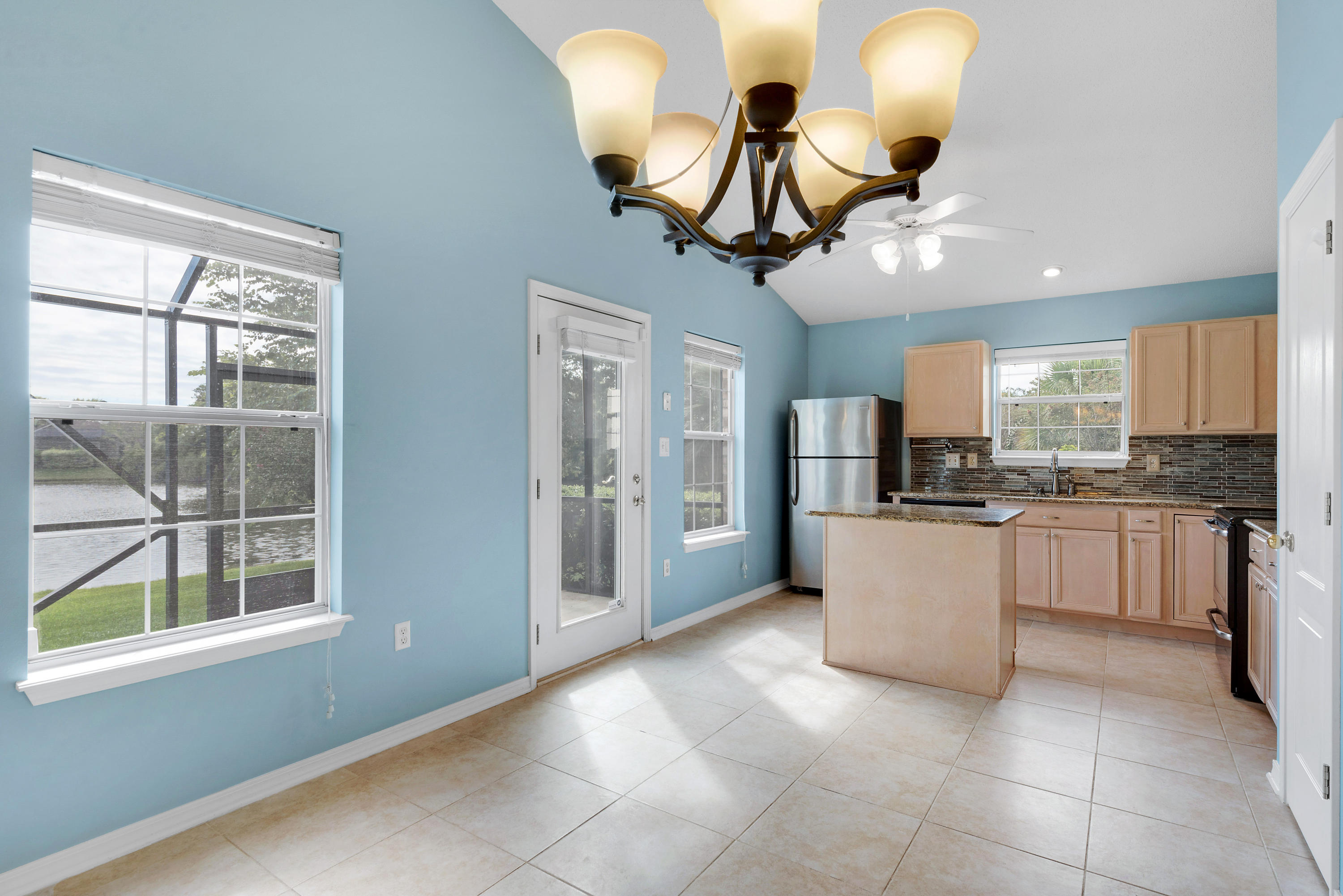 EMERALD LAKES PH 3 - Residential