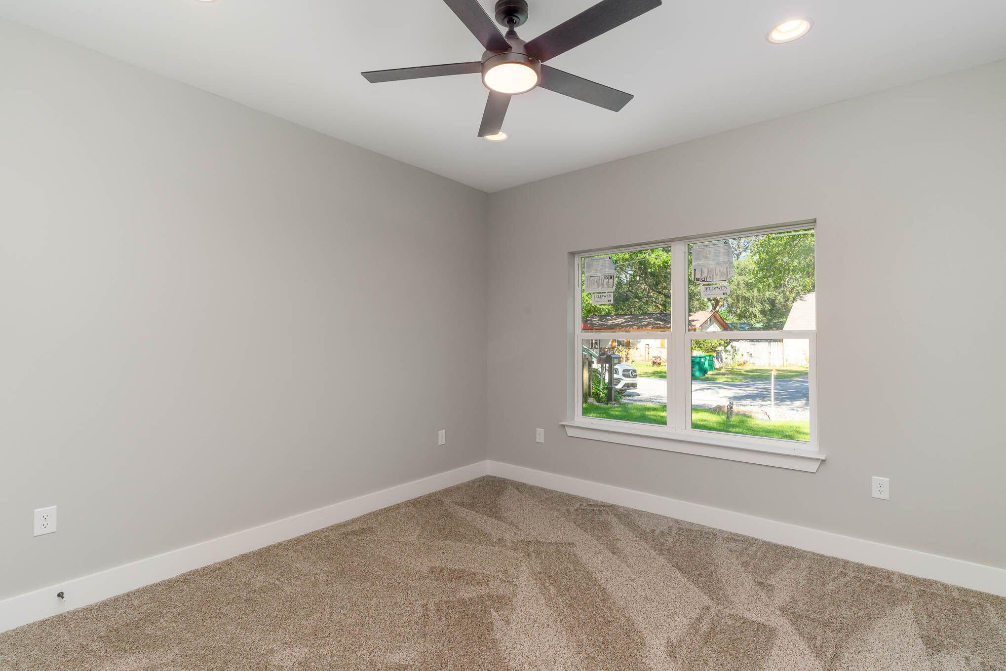 MEIGS S/D NICEVILLE LOT 30 BLK 8 - Residential