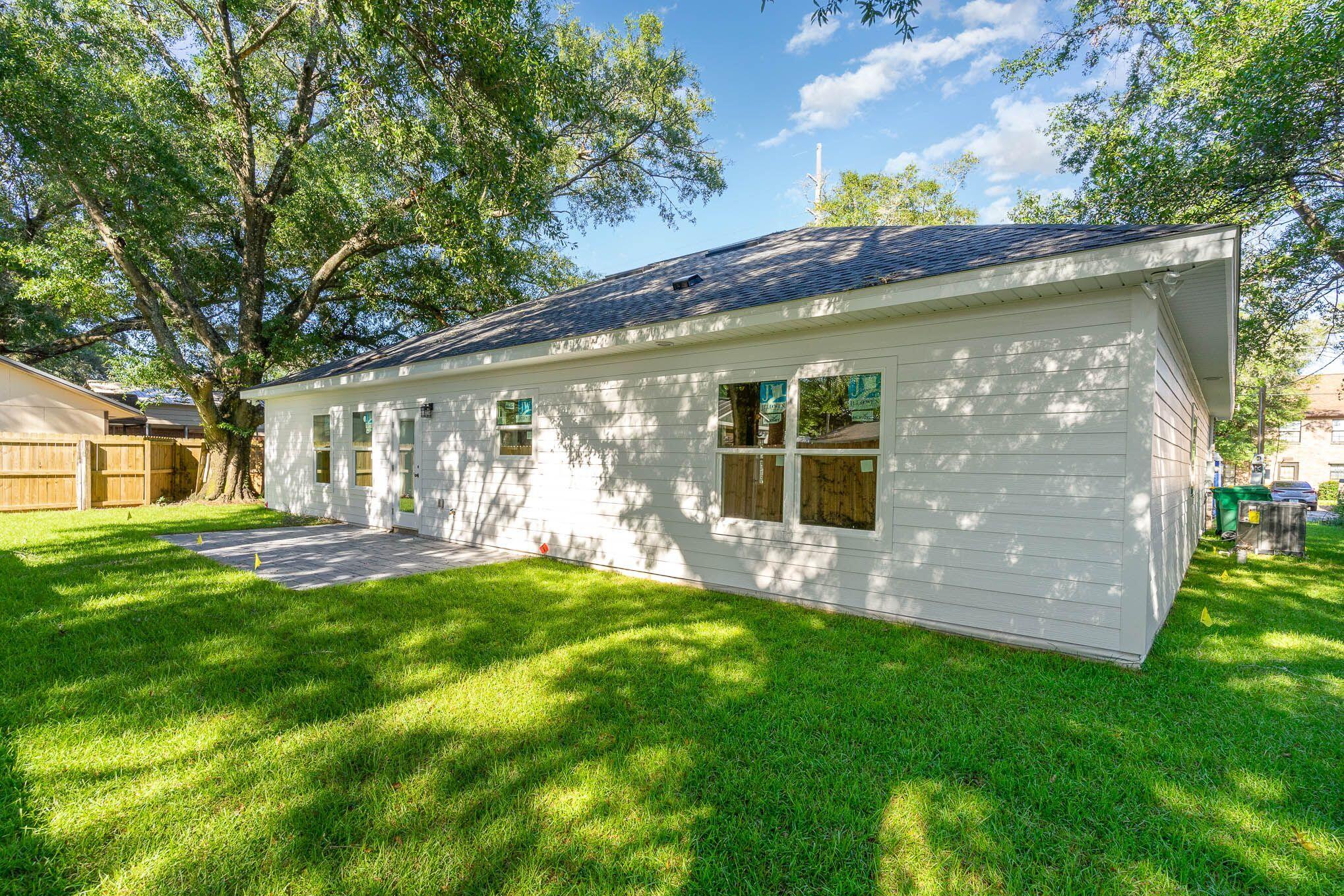 MEIGS S/D NICEVILLE LOT 30 BLK 8 - Residential