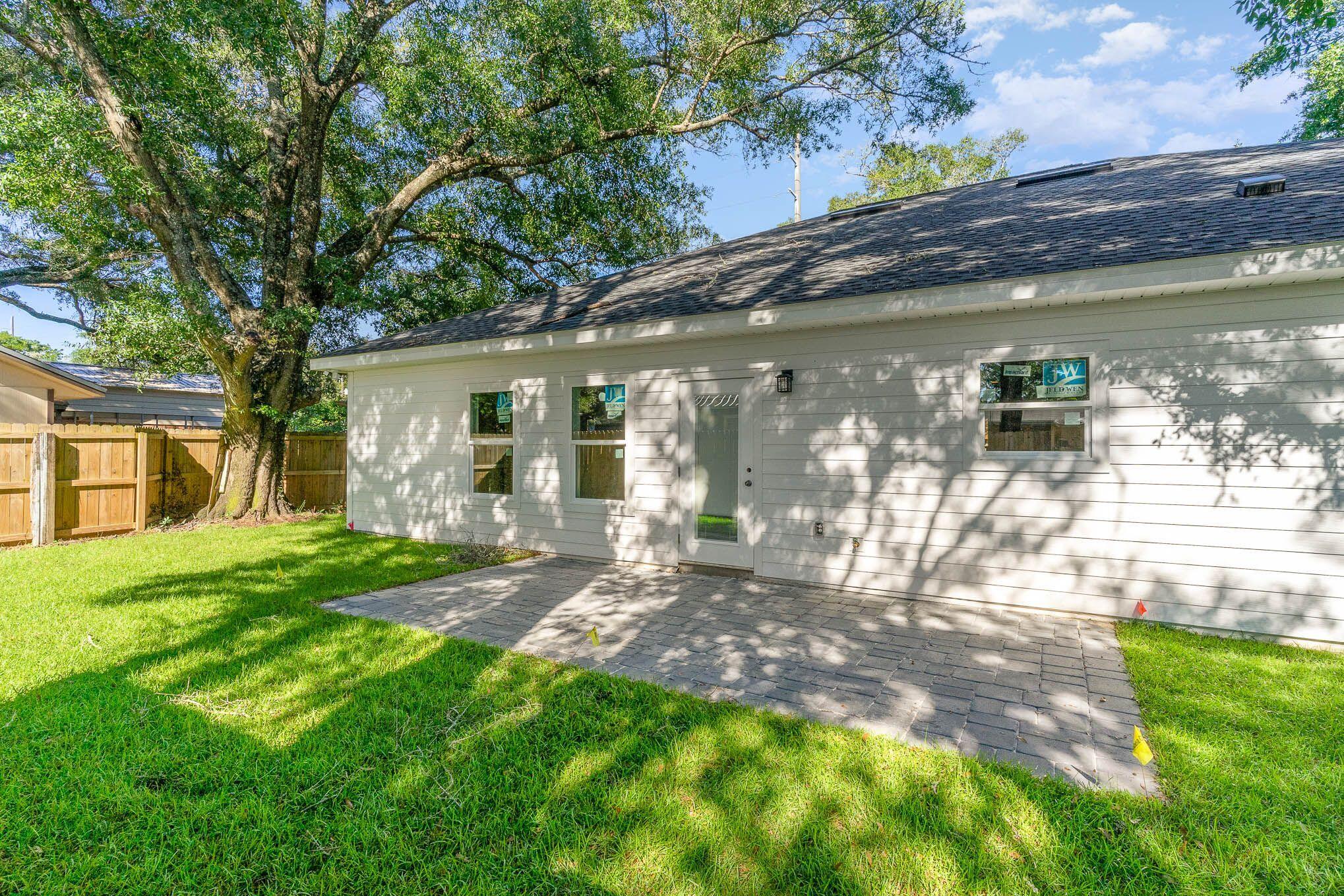 MEIGS S/D NICEVILLE LOT 30 BLK 8 - Residential