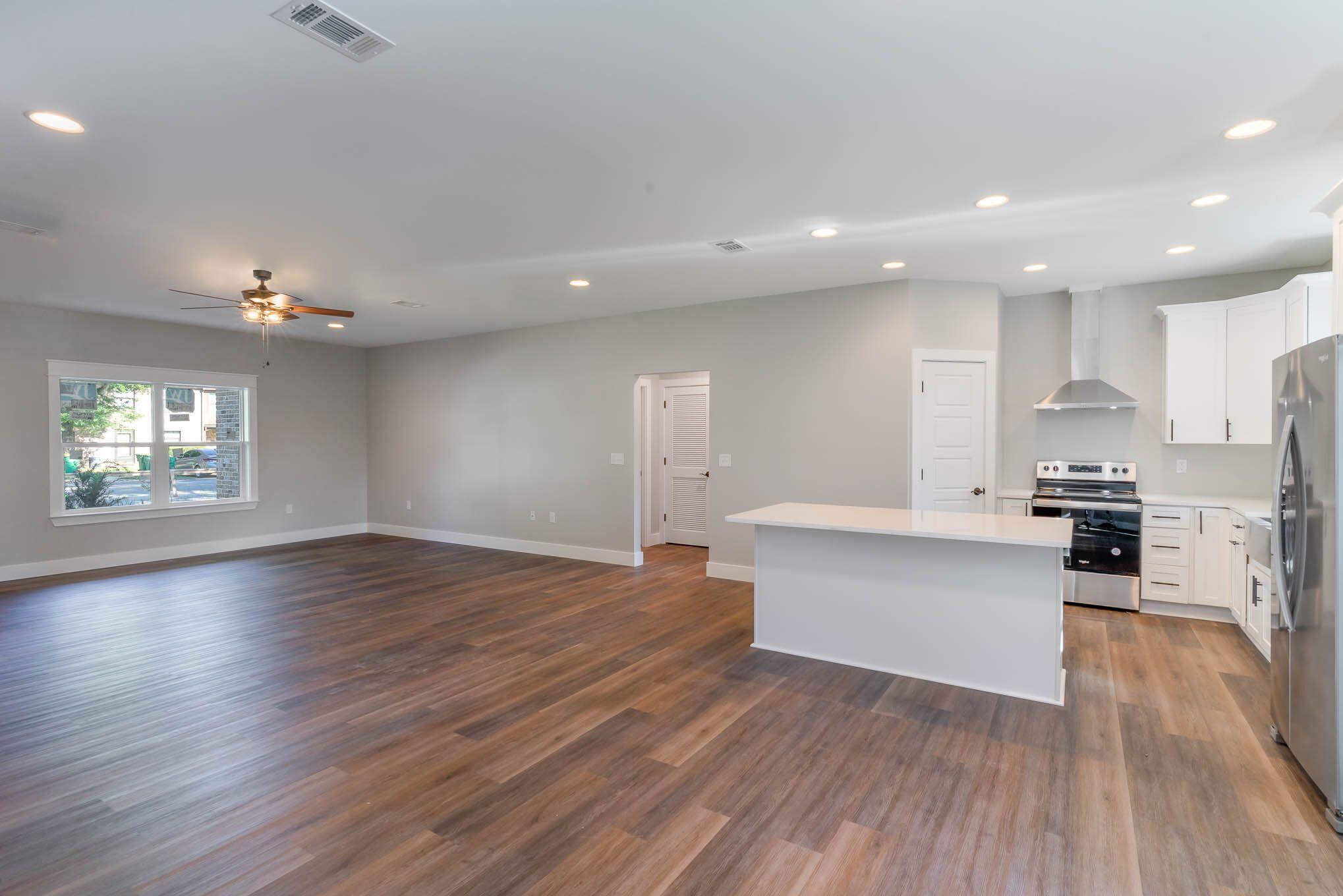 MEIGS S/D NICEVILLE LOT 30 BLK 8 - Residential