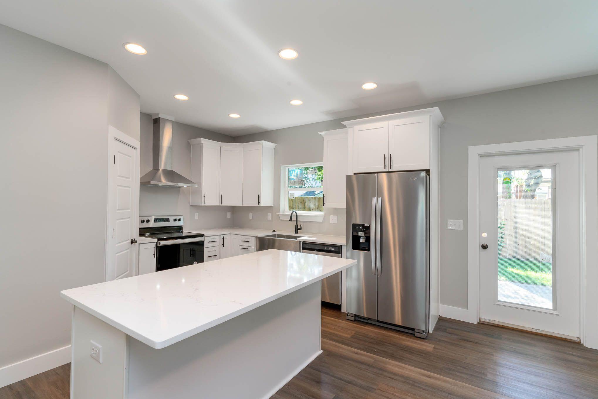 MEIGS S/D NICEVILLE LOT 30 BLK 8 - Residential