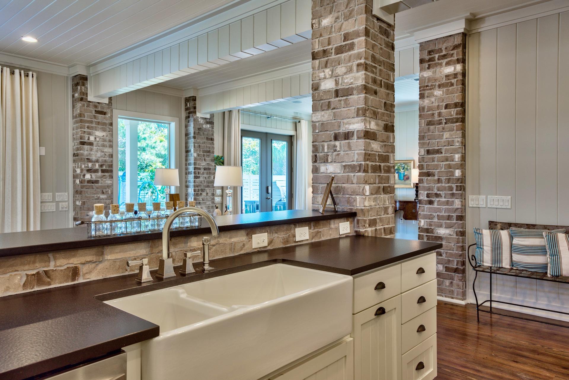 CRYSTAL BEACH - Residential