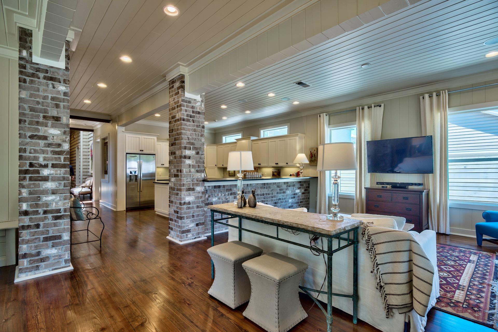 CRYSTAL BEACH - Residential