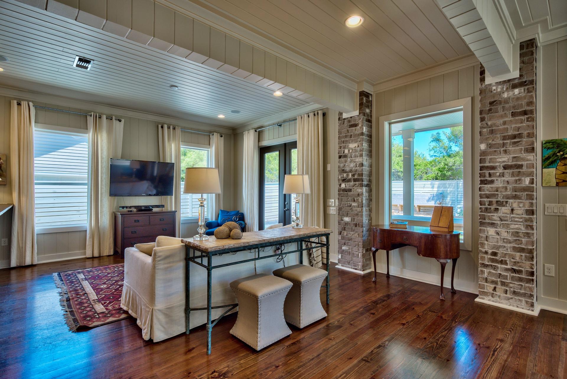 CRYSTAL BEACH - Residential