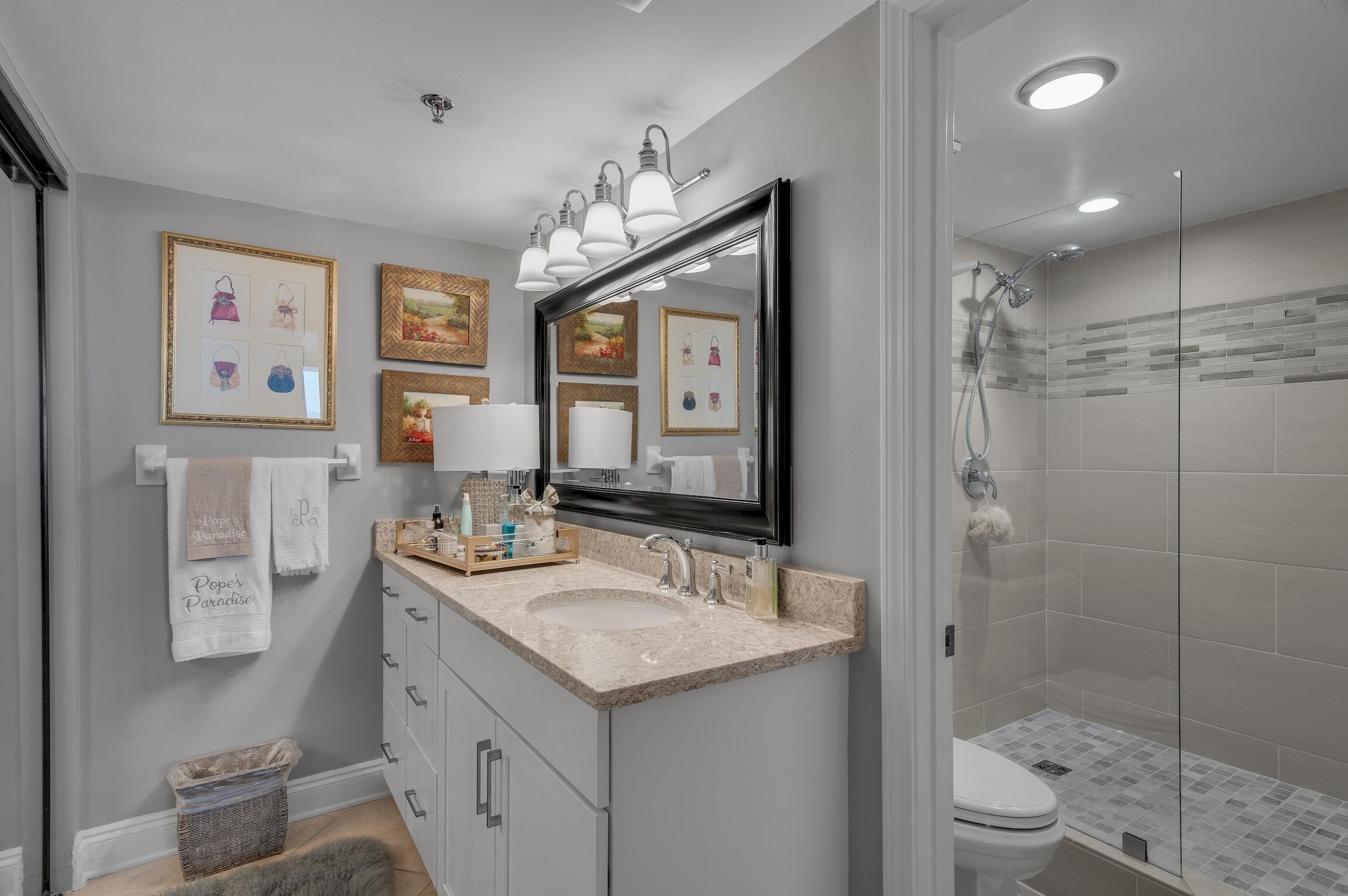 MAINSAIL CONDO PH 5 - Residential