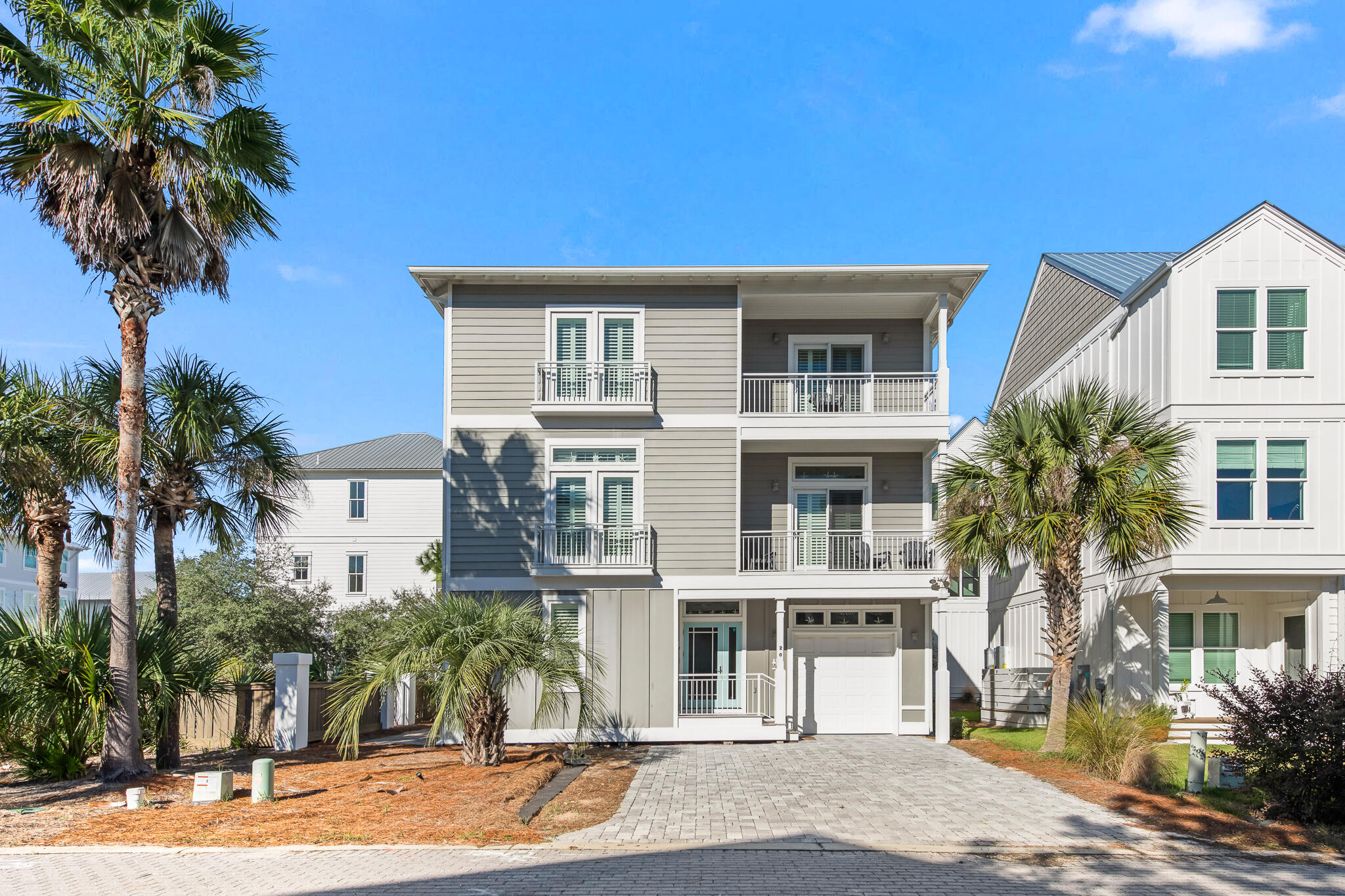 COTTAGES AT SEAGROVE - Residential