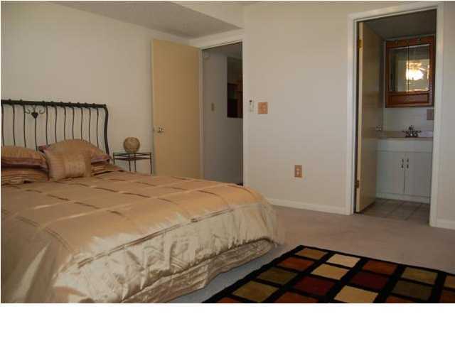 ISLANDWOOD CONDO - Residential Lease