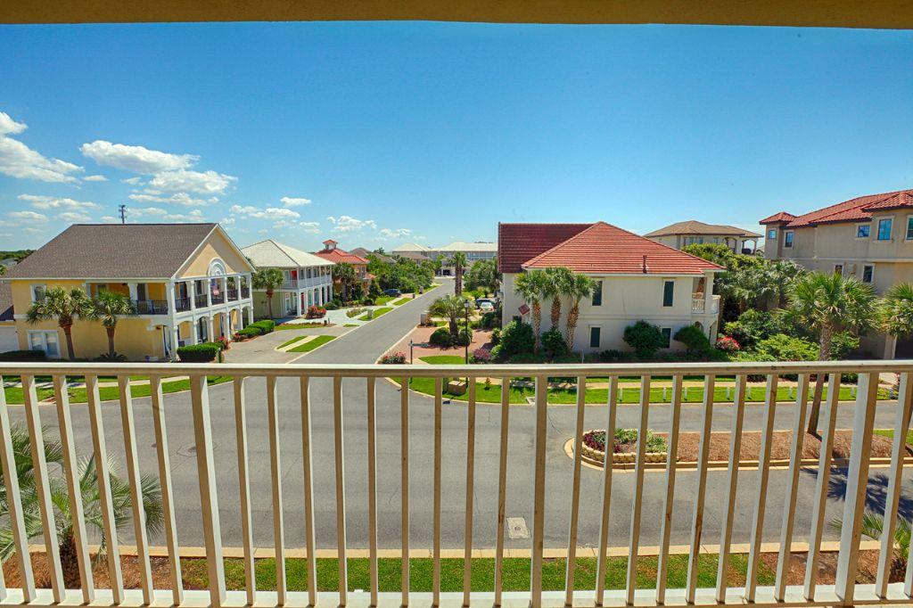 MARAVILLA III CONDO - Residential