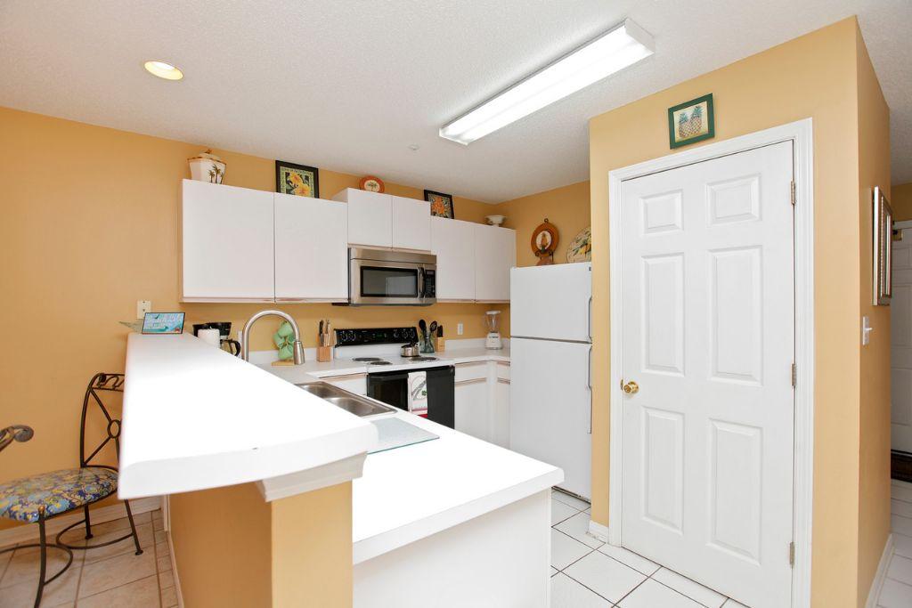 MARAVILLA III CONDO - Residential