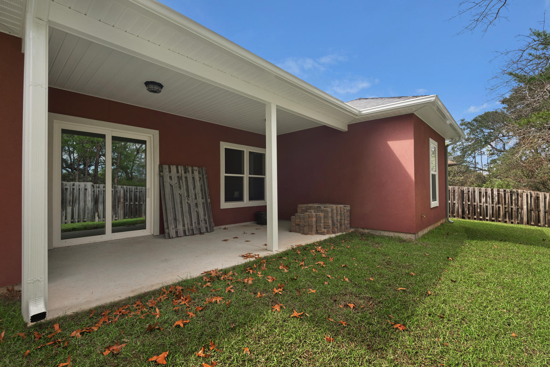 CHARDONNAY ESTATES - Residential