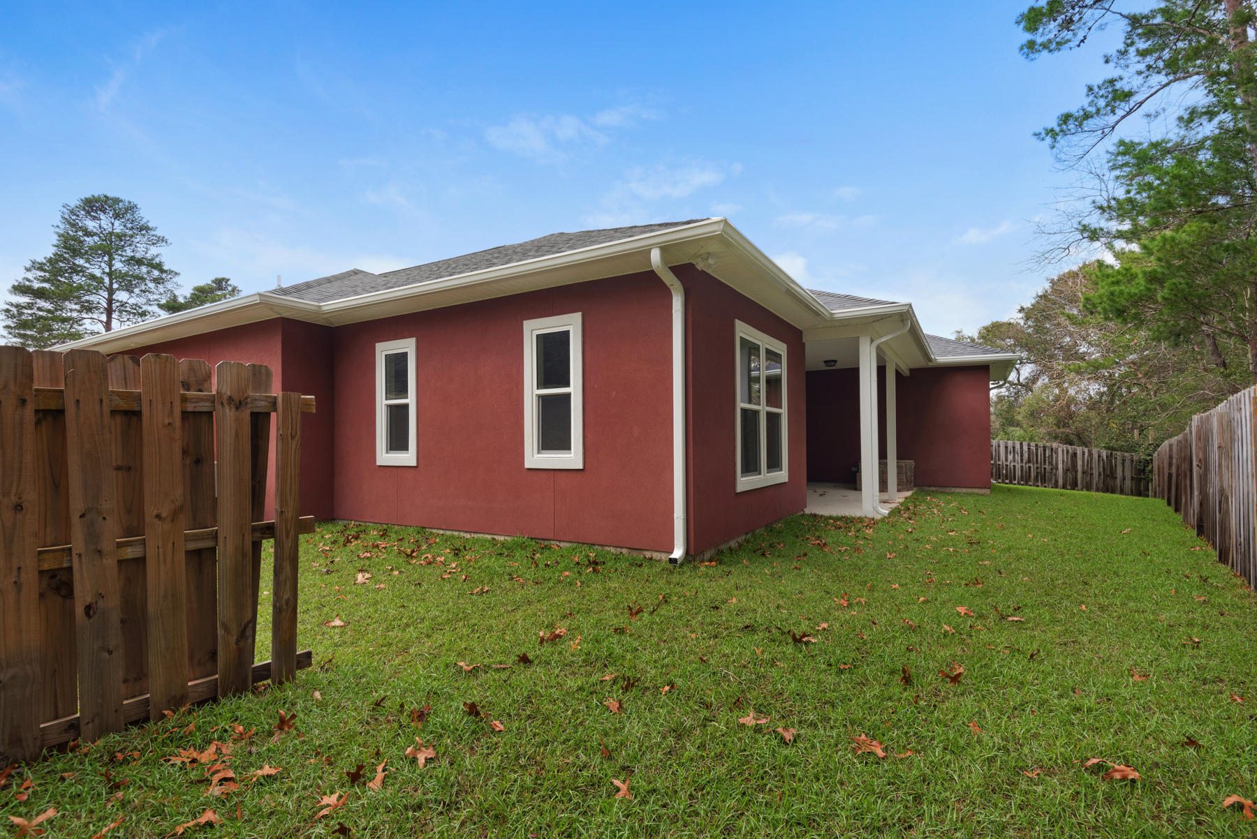 CHARDONNAY ESTATES - Residential