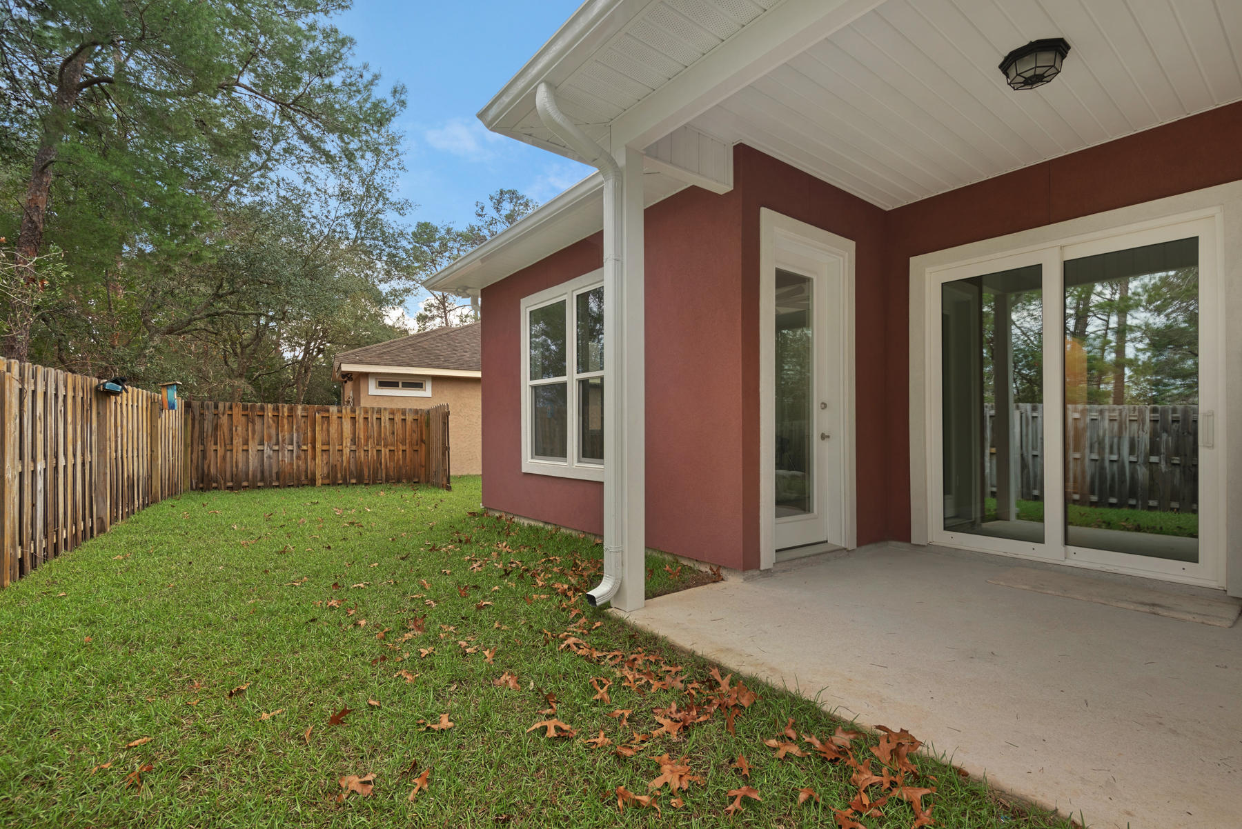 CHARDONNAY ESTATES - Residential