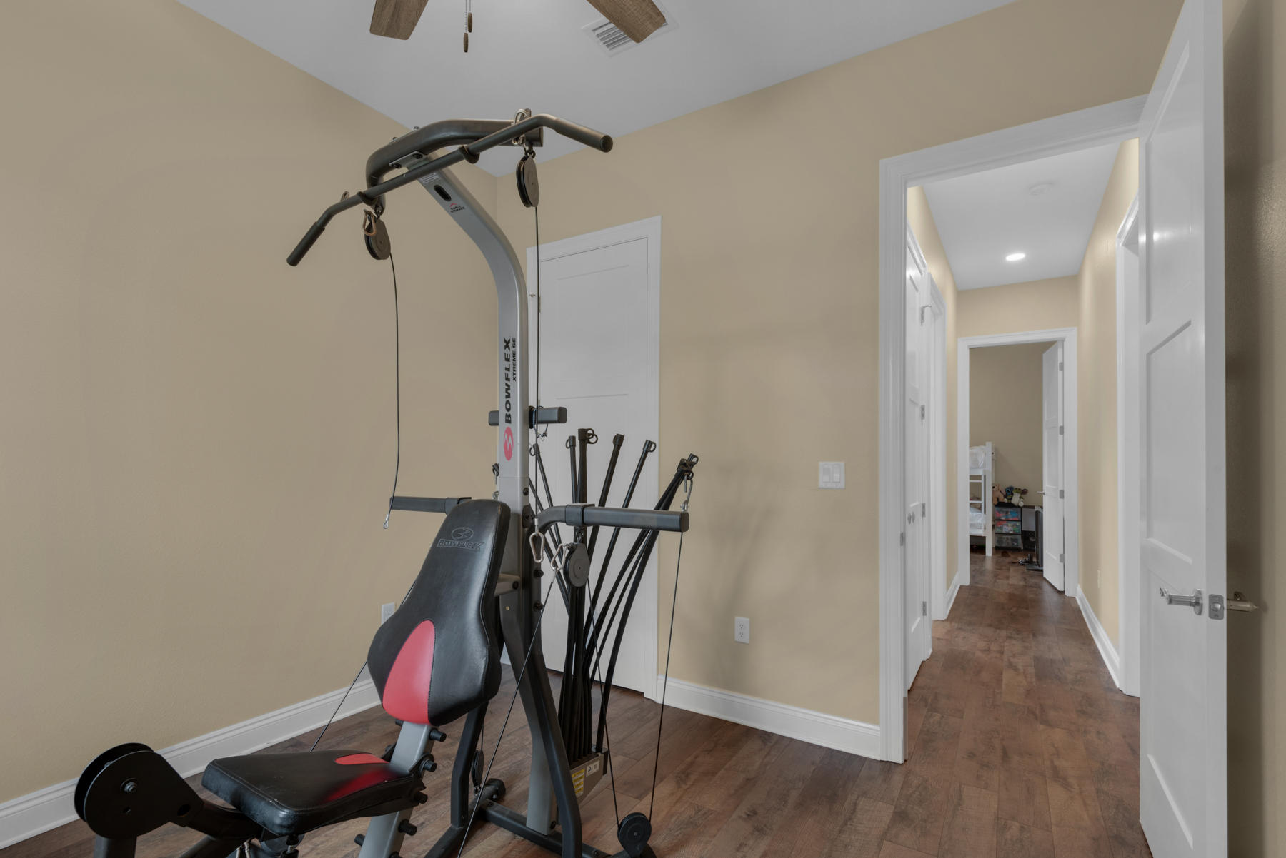 CHARDONNAY ESTATES - Residential