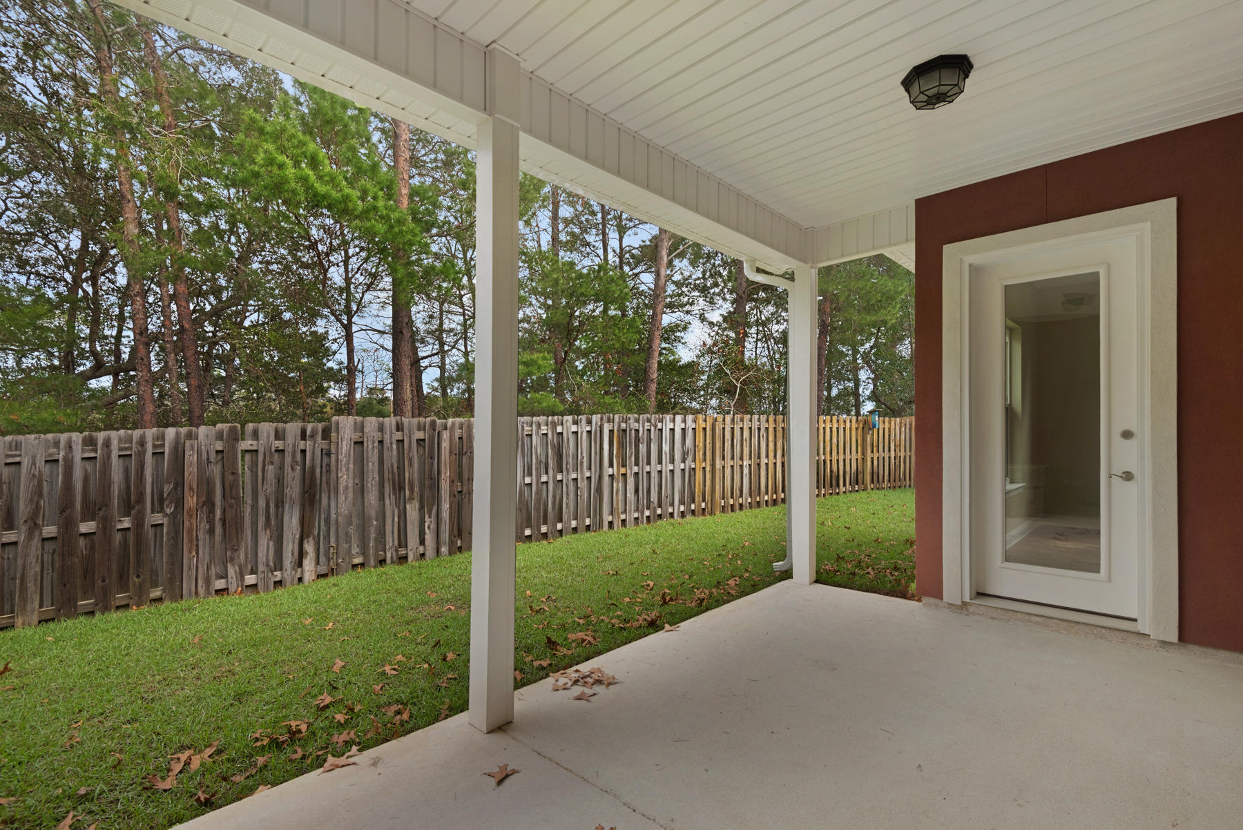 CHARDONNAY ESTATES - Residential