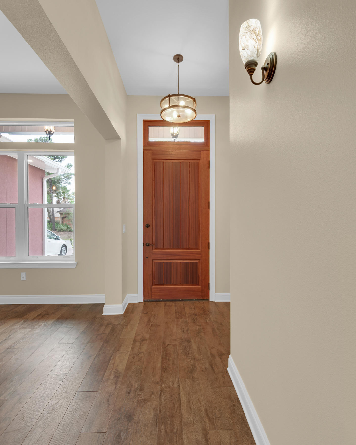 CHARDONNAY ESTATES - Residential