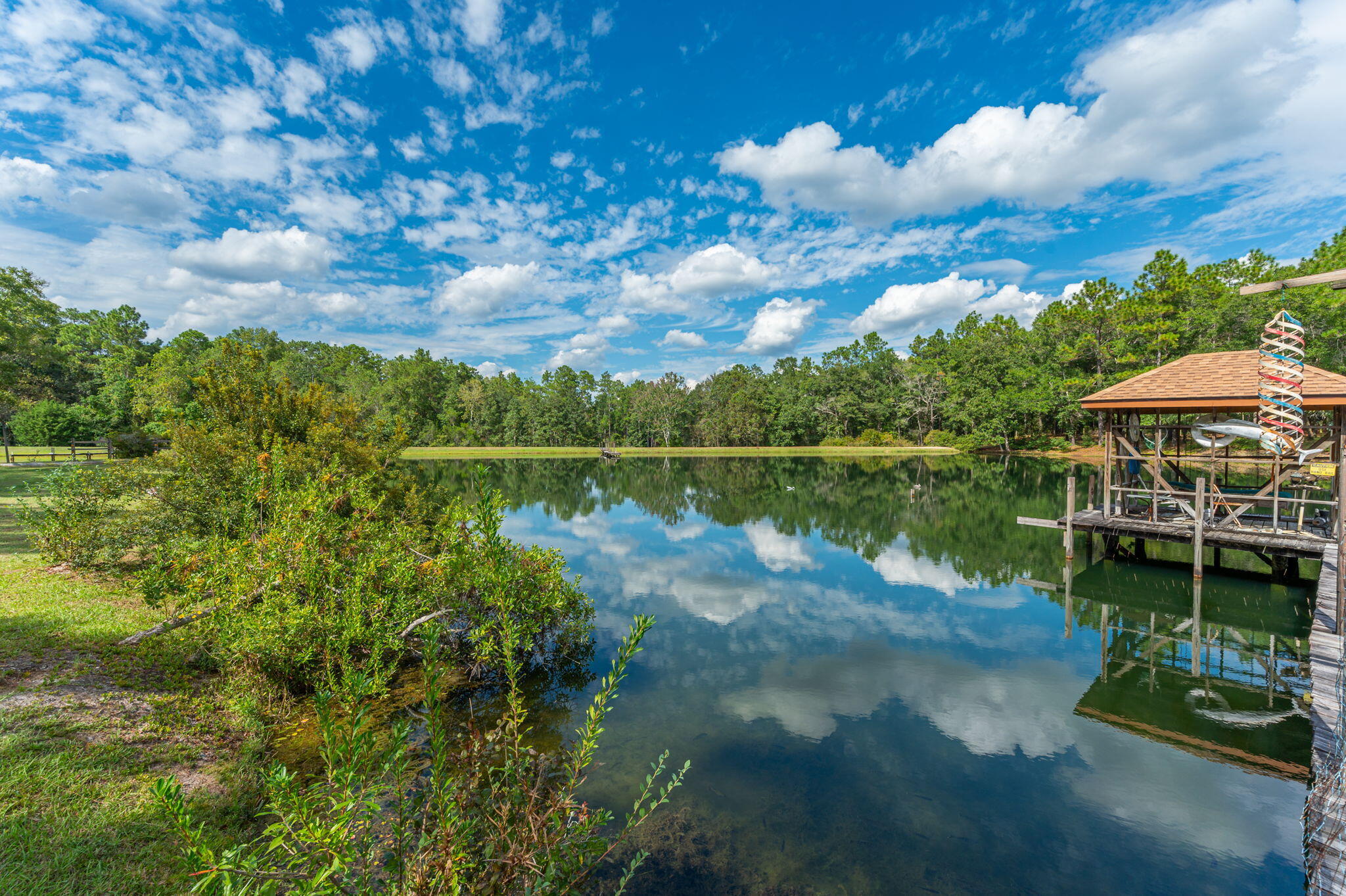 CRESTVIEW SUBURB - Residential