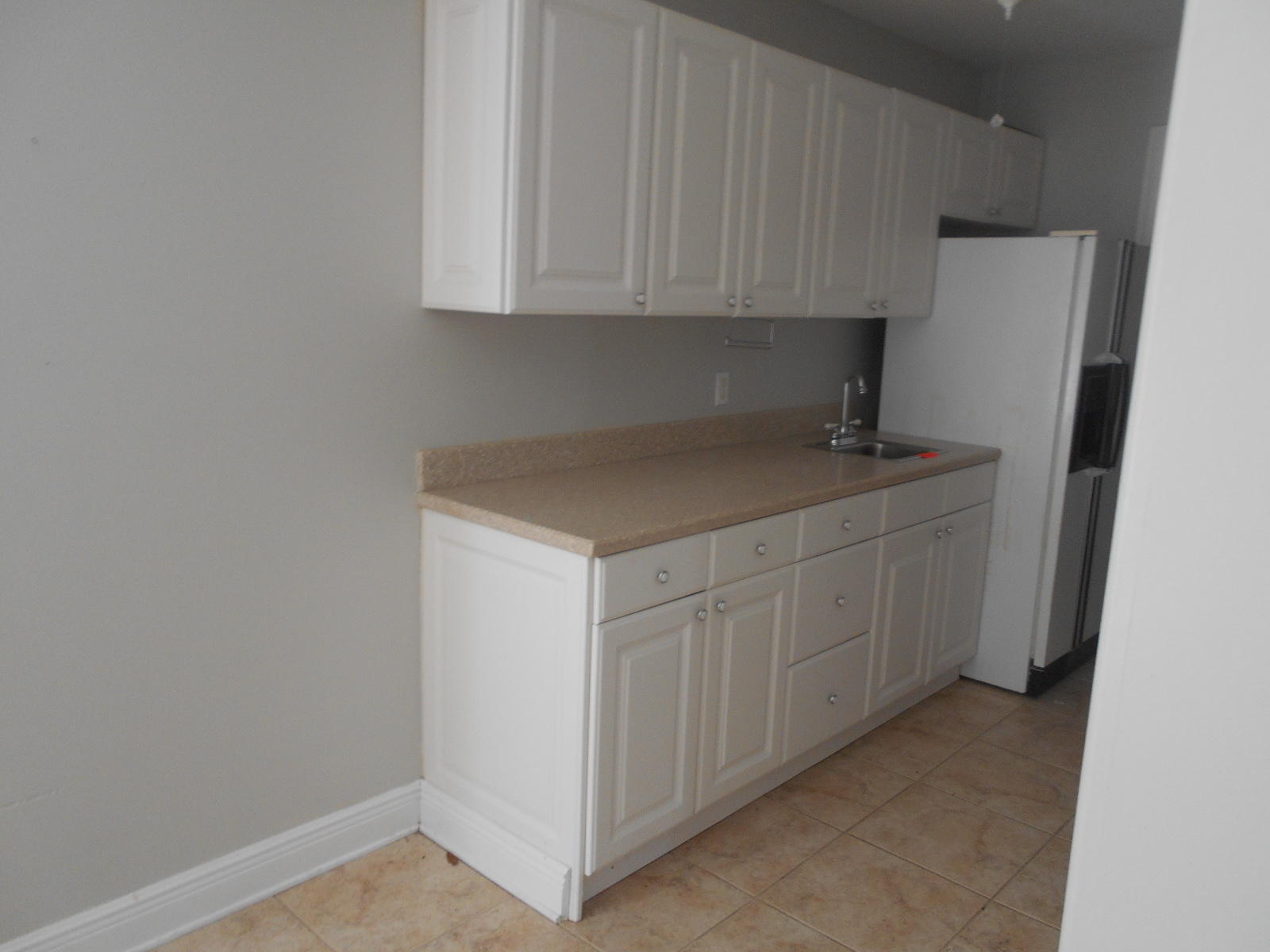 LAKEWOOD POINTE ESTATES - Residential