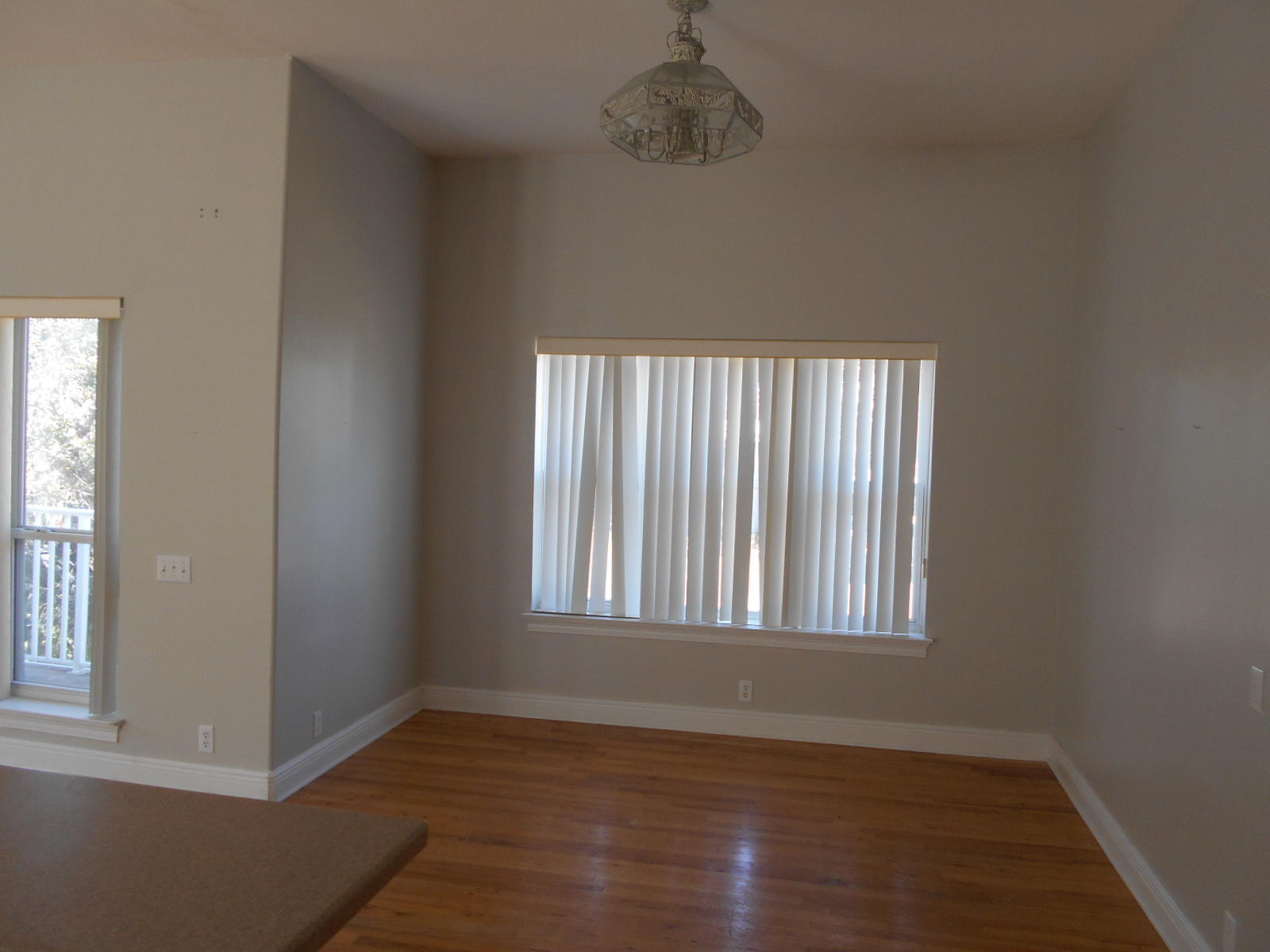 LAKEWOOD POINTE ESTATES - Residential