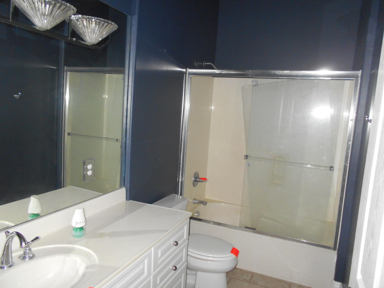 LAKEWOOD POINTE ESTATES - Residential