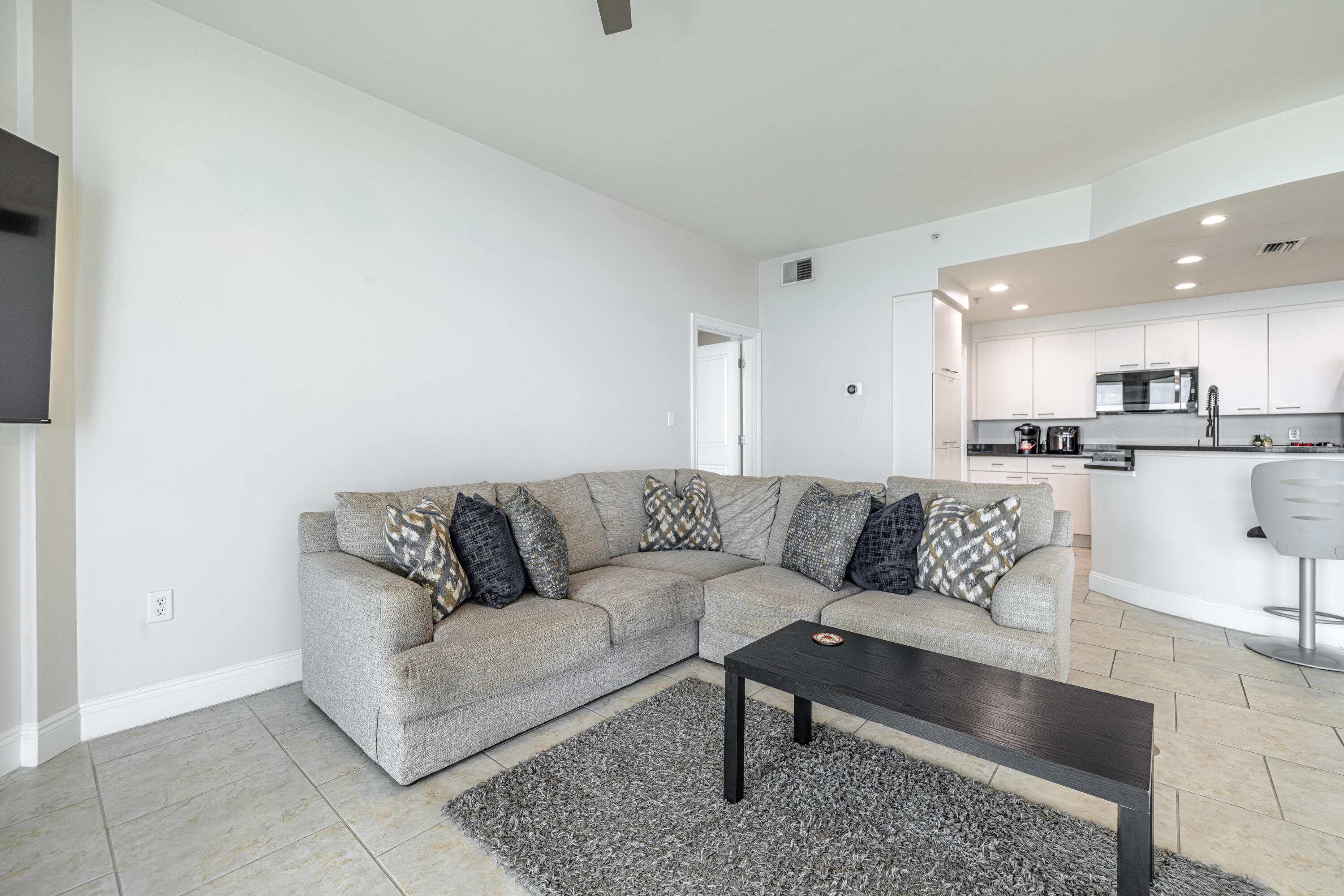 MARINA LANDING - Residential