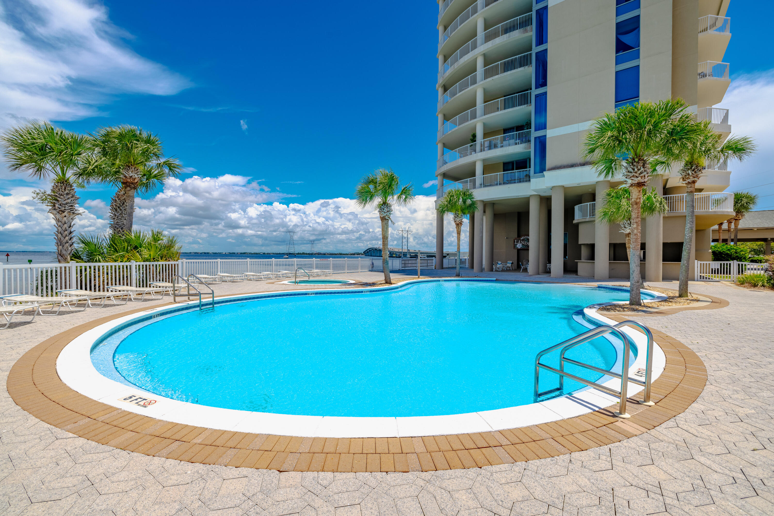 MARINA LANDING - Residential
