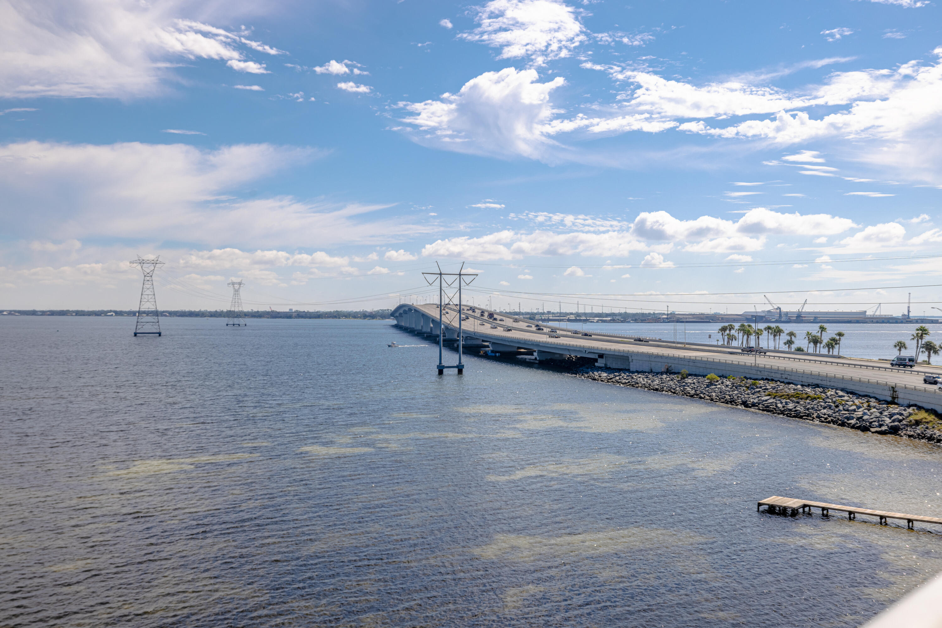 MARINA LANDING - Residential