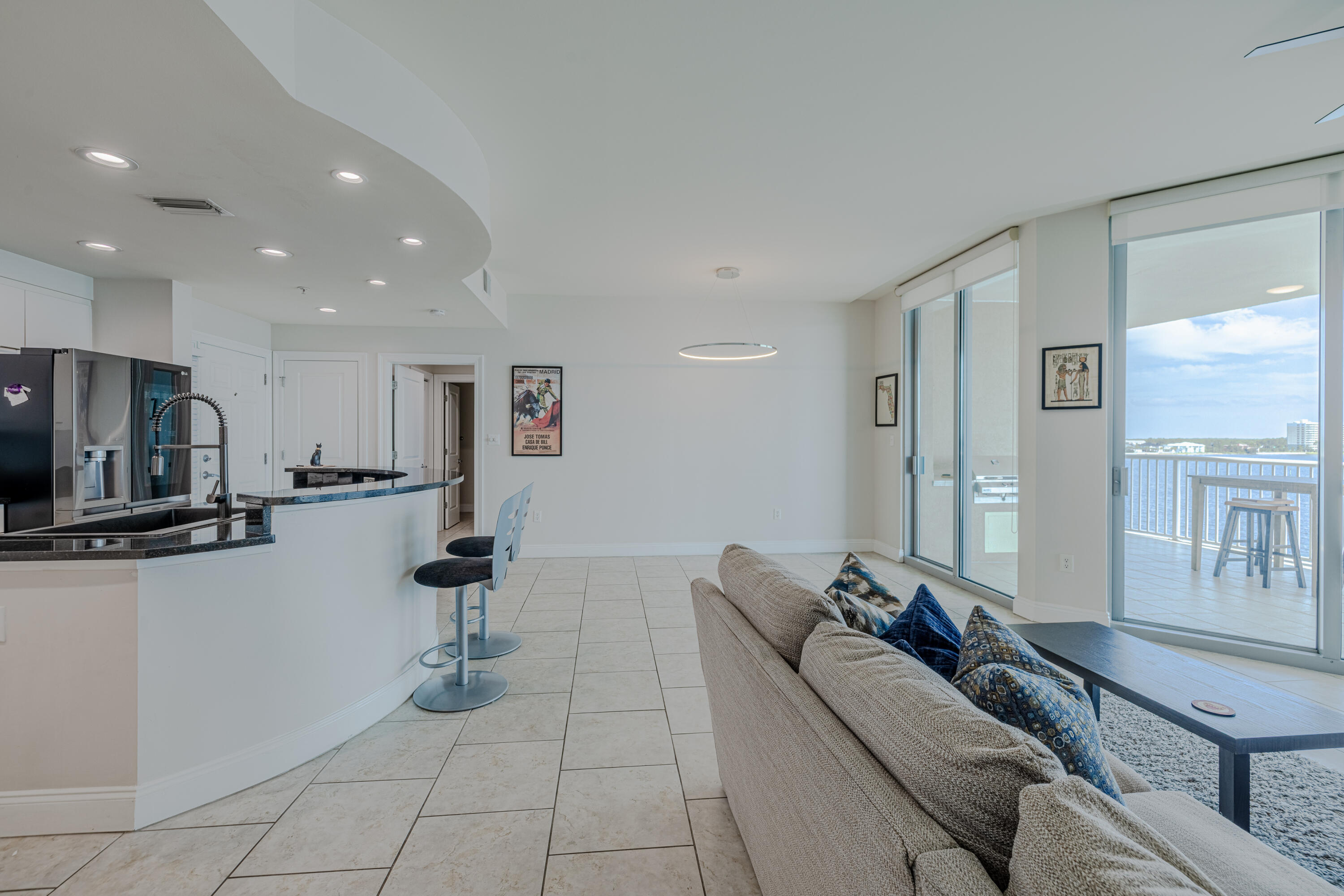 MARINA LANDING - Residential