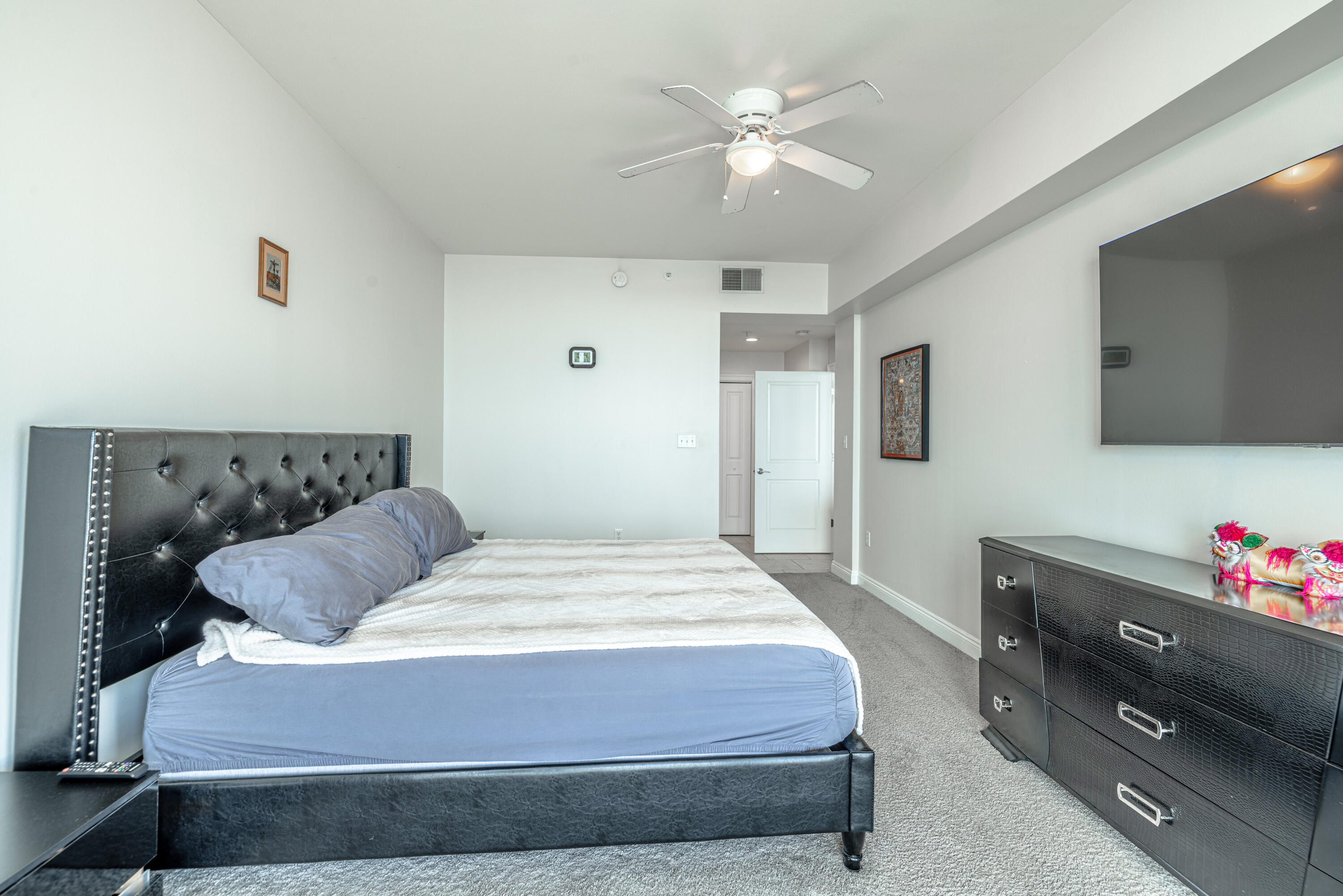 MARINA LANDING - Residential