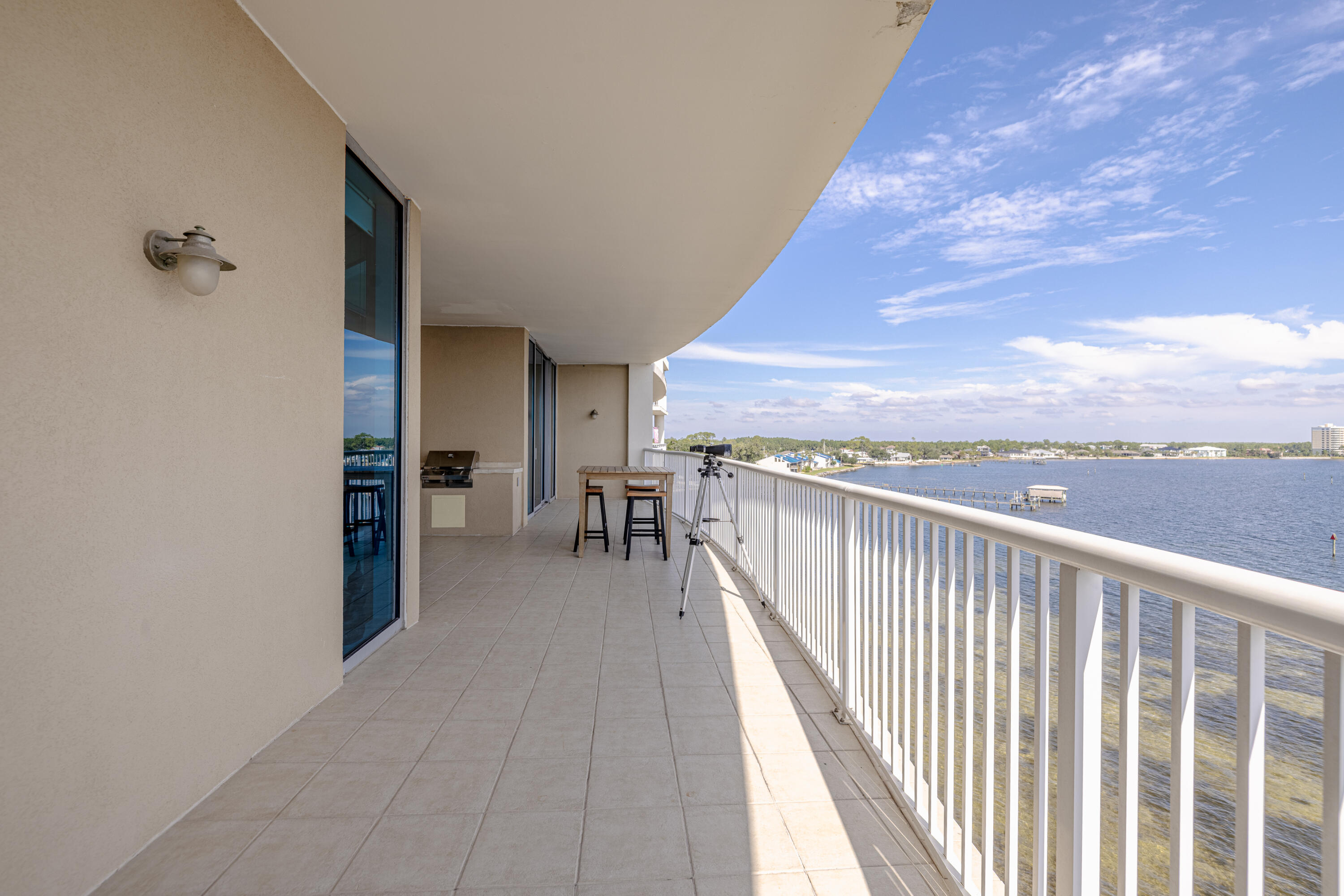 MARINA LANDING - Residential