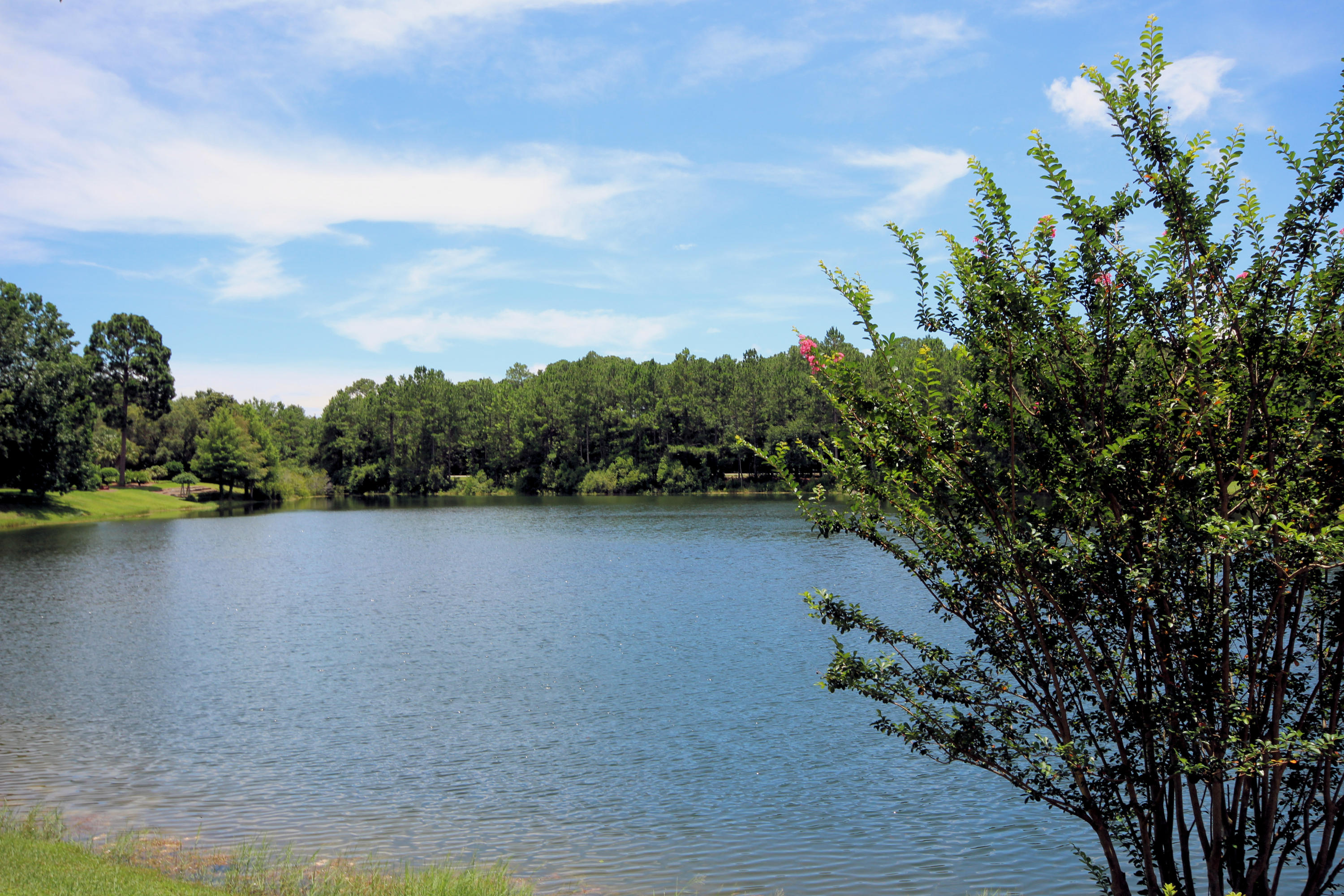 HIDDEN LAKES - Residential